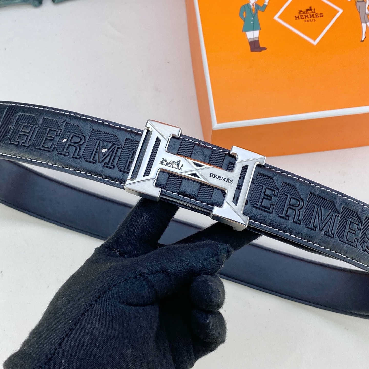 爱马仕💕 特种皮腰带系列 ，原厂五金精品不锈钢扣，手感柔软舒适 宽3.8CM。