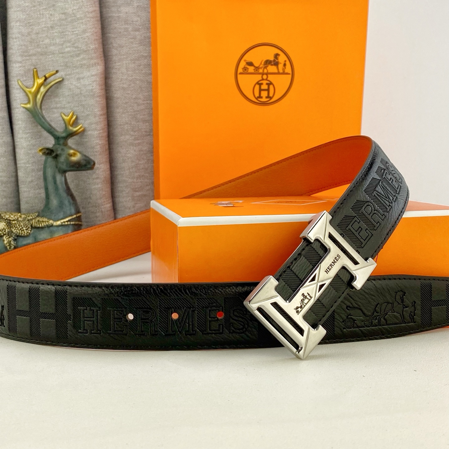 爱马仕💕 特种皮腰带系列 ，原厂五金精品不锈钢扣，手感柔软舒适 宽3.8CM。