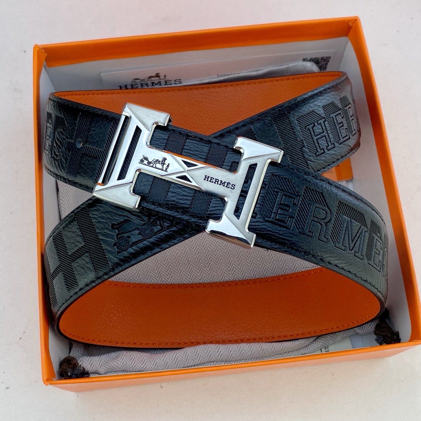 爱马仕💕 特种皮腰带系列 ，原厂五金精品不锈钢扣，手感柔软舒适 宽3.8CM。