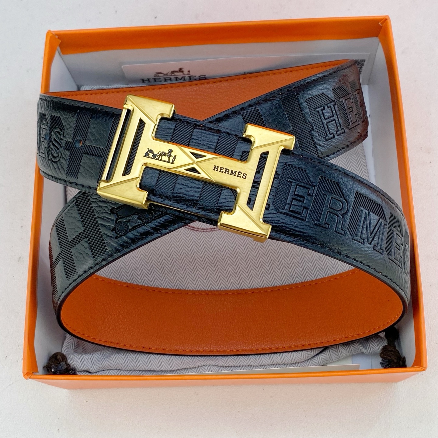 爱马仕💕 特种皮腰带系列 ，原厂五金精品不锈钢扣，手感柔软舒适 宽3.8CM。