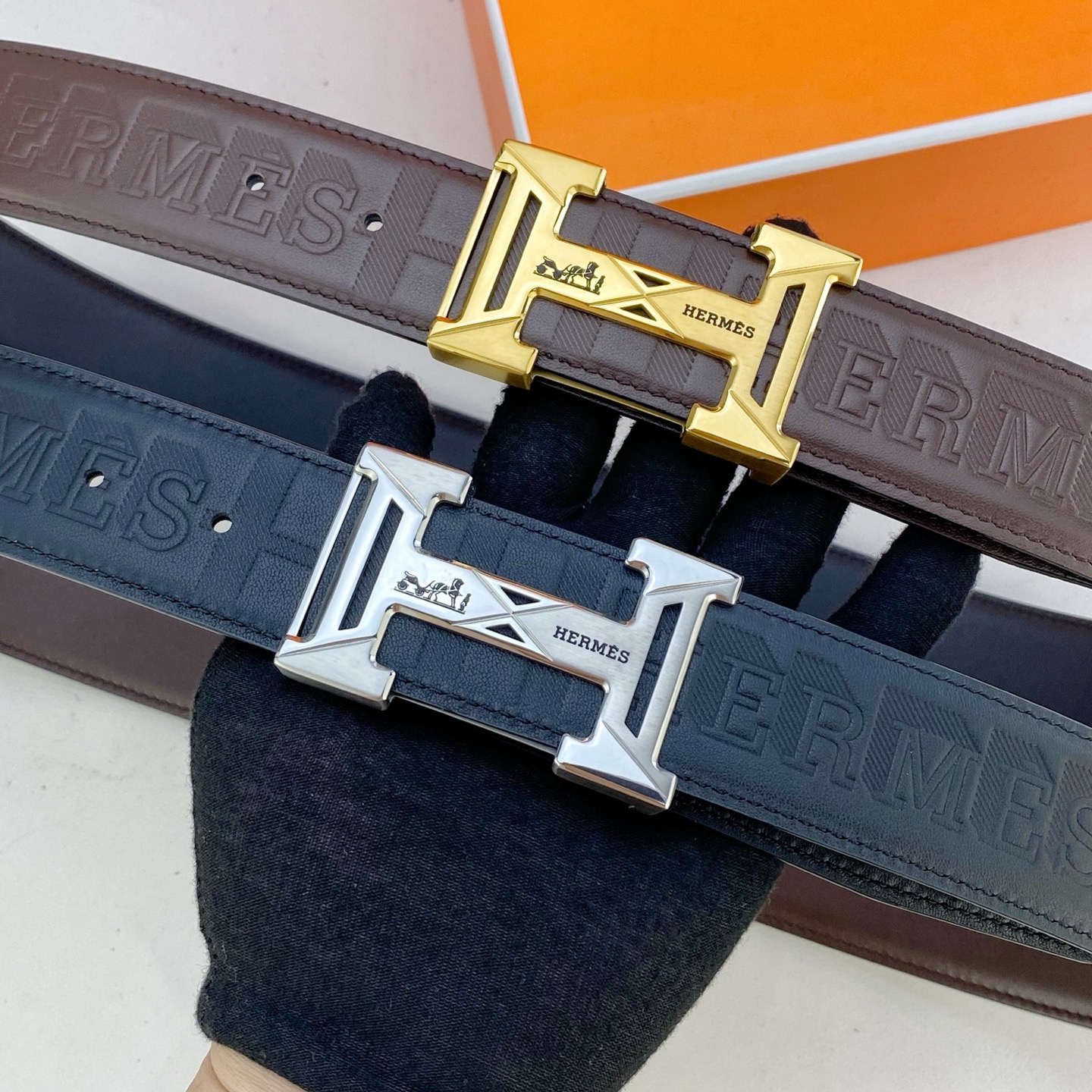 爱马仕💕 特种皮腰带系列 ，原厂五金精品不锈钢扣，手感柔软舒适 宽3.8CM。