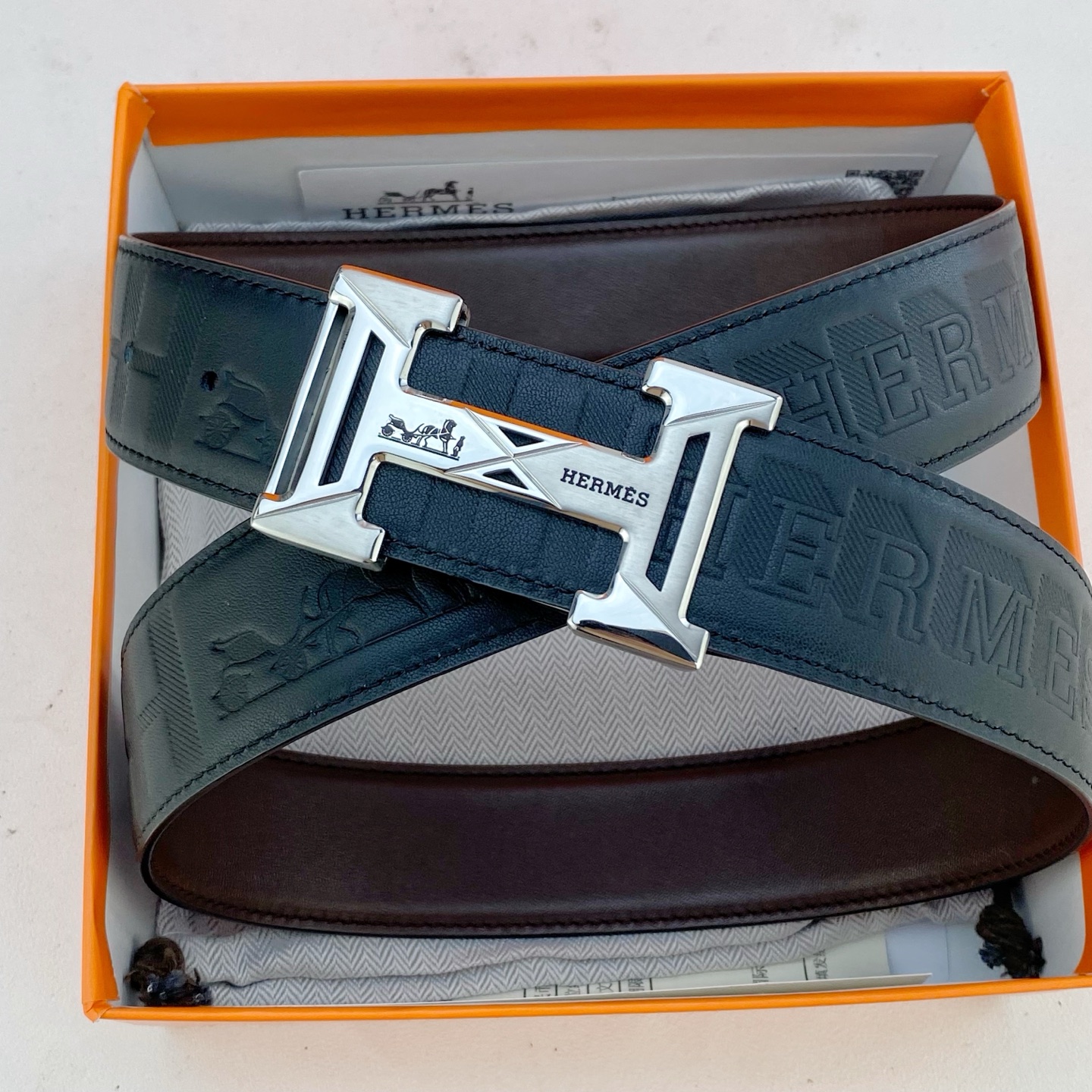 爱马仕💕 特种皮腰带系列 ，原厂五金精品不锈钢扣，手感柔软舒适 宽3.8CM。