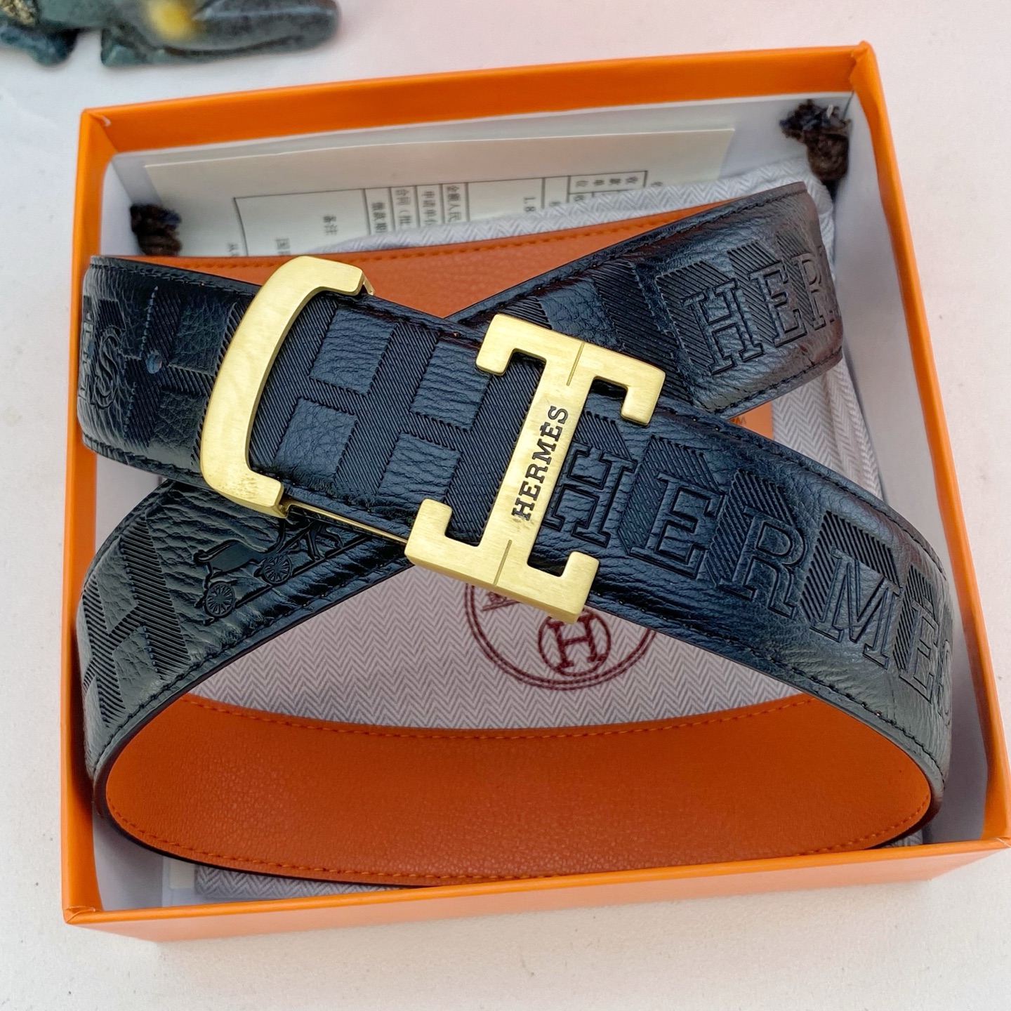 爱马仕💕 特种皮腰带系列 ，原厂五金精品不锈钢扣，手感柔软舒适 宽3.8CM。