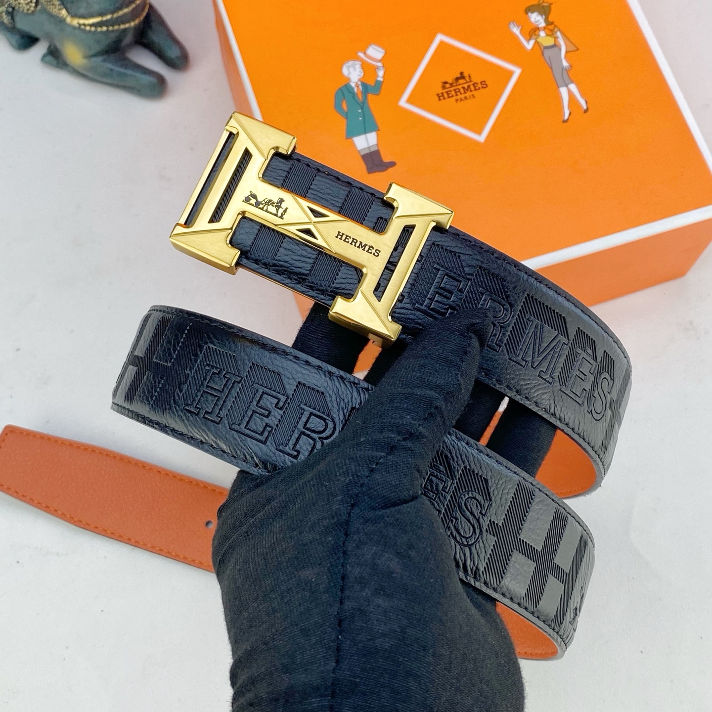 爱马仕💕 特种皮腰带系列 ，原厂五金精品不锈钢扣，手感柔软舒适 宽3.8CM。