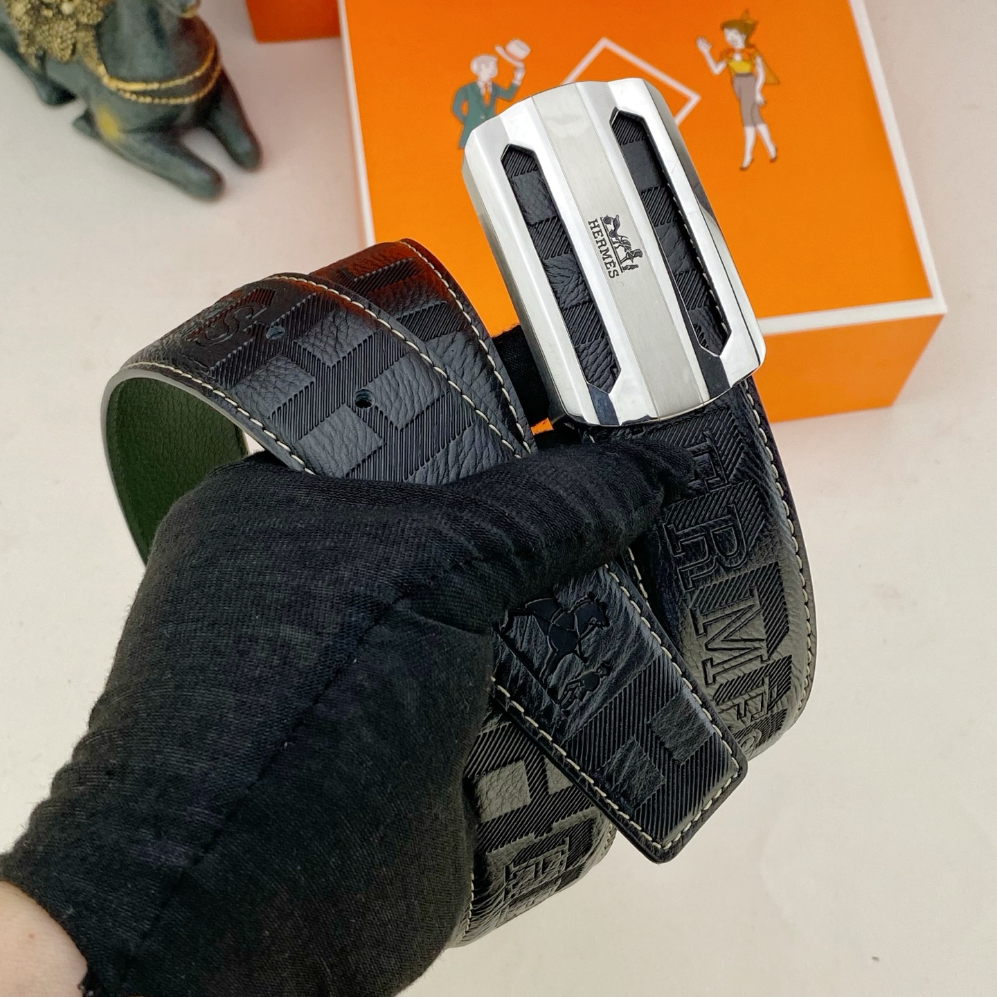 爱马仕💕 特种皮腰带系列 ，原厂五金精品不锈钢扣，手感柔软舒适 宽3.8CM。