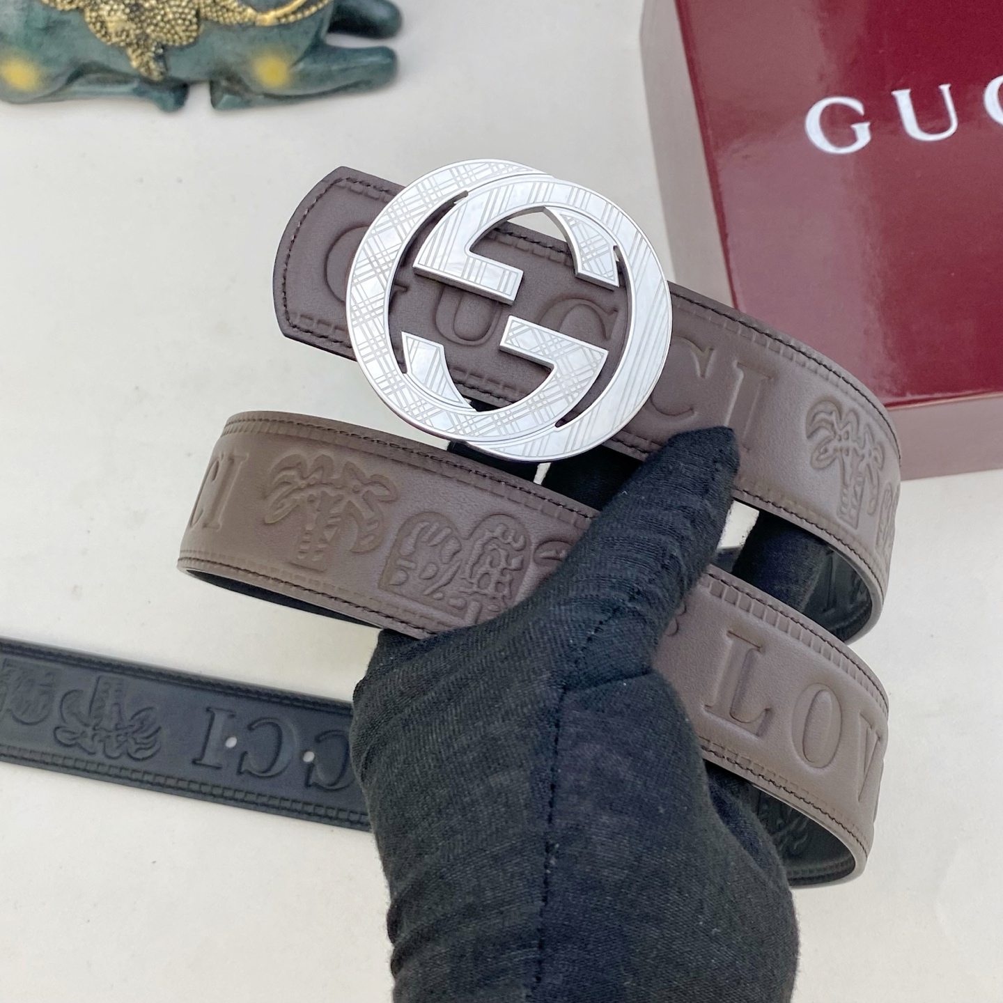 古奇💕 特种皮腰带系列 ，原厂五金精品不锈钢扣，手感柔软舒适 宽3.8CM。