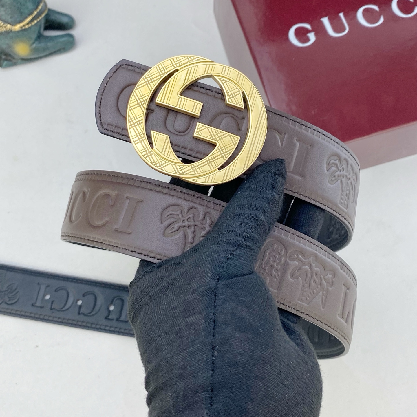 古奇💕 特种皮腰带系列 ，原厂五金精品不锈钢扣，手感柔软舒适 宽3.8CM。