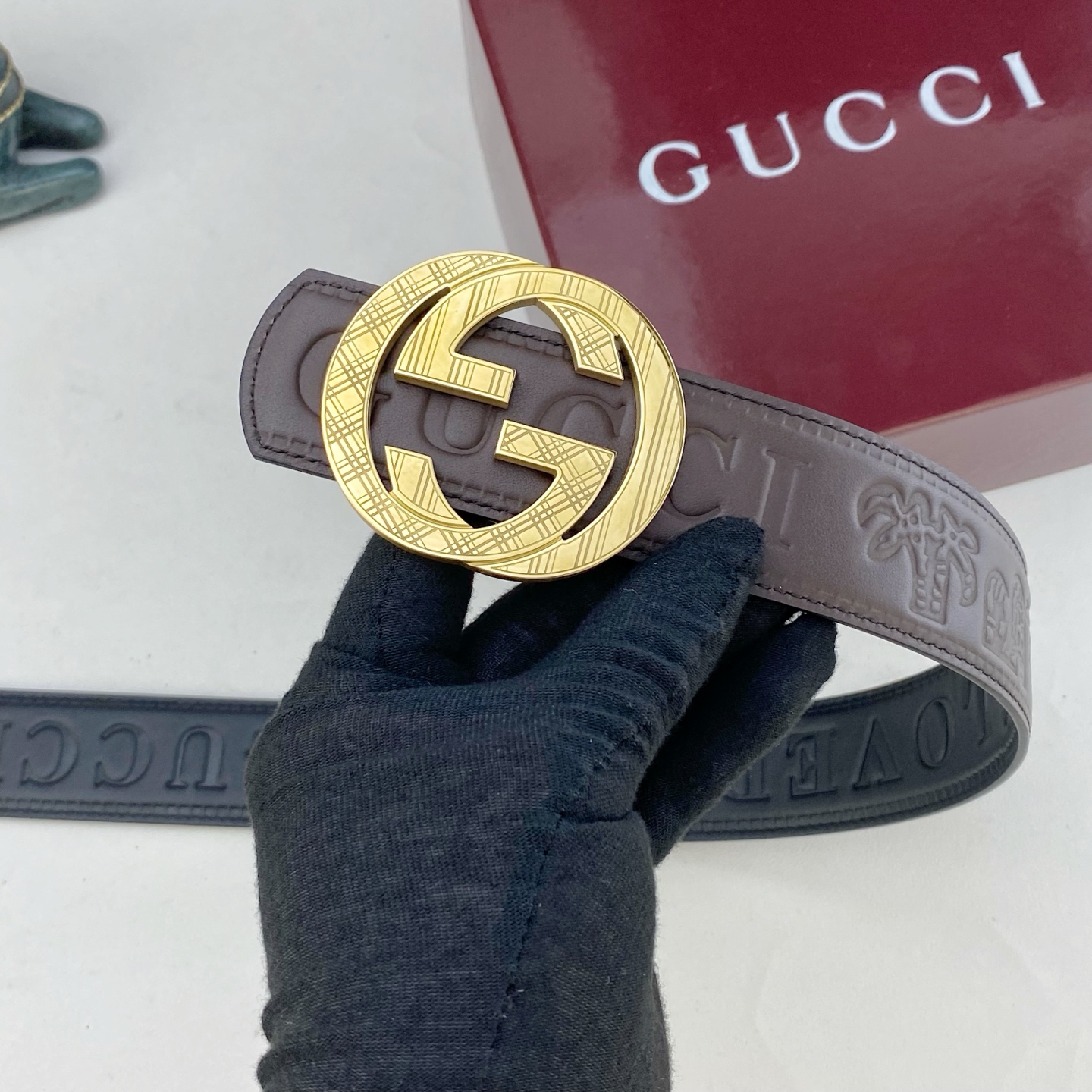 古奇💕 特种皮腰带系列 ，原厂五金精品不锈钢扣，手感柔软舒适 宽3.8CM。
