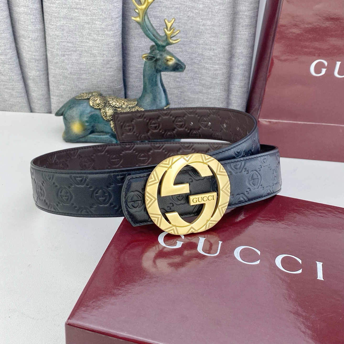 古奇💕 特种皮腰带系列 ，原厂五金精品不锈钢扣，手感柔软舒适 宽3.8CM。