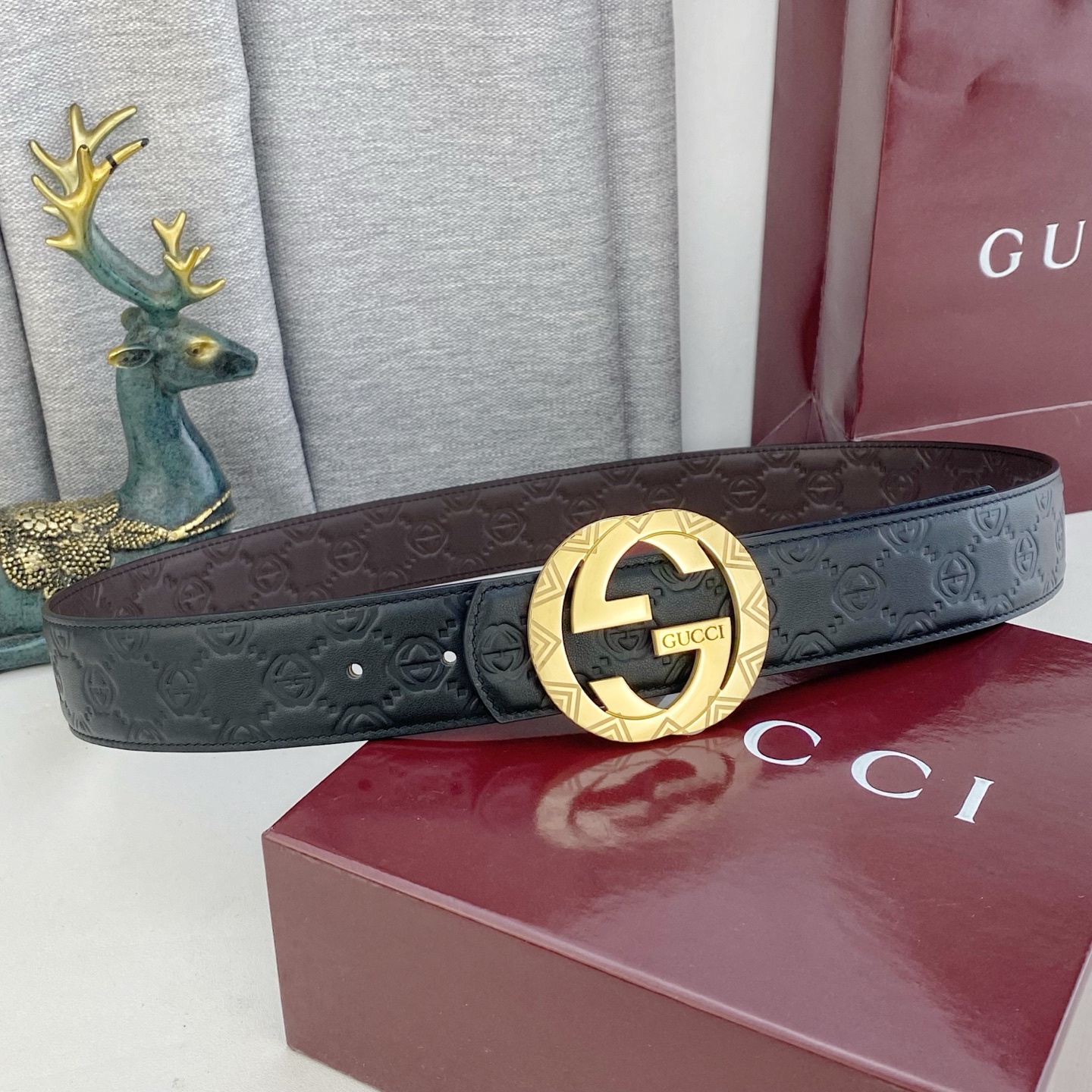 古奇💕 特种皮腰带系列 ，原厂五金精品不锈钢扣，手感柔软舒适 宽3.8CM。