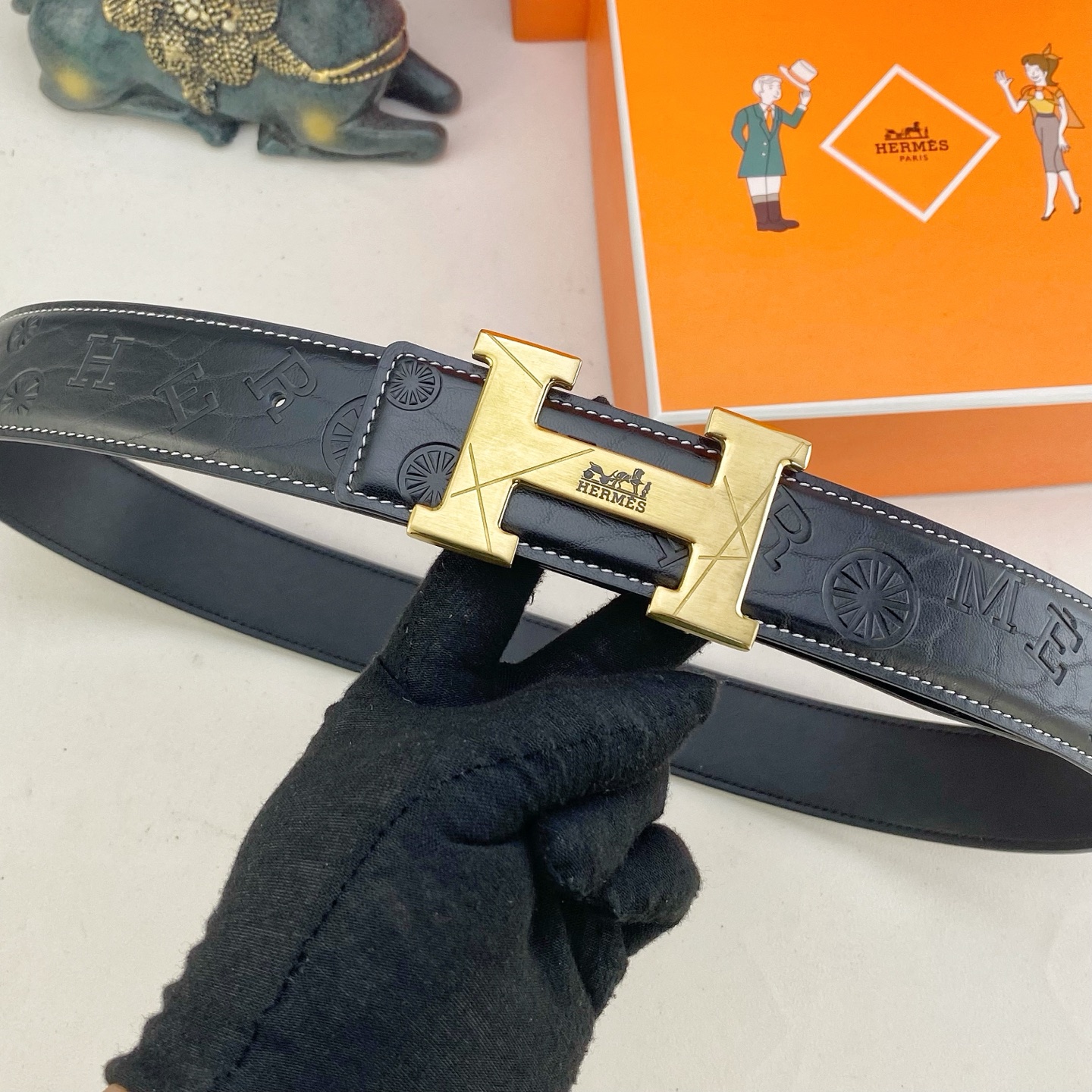爱马仕💕 特种皮腰带系列 ，原厂五金精品不锈钢扣，手感柔软舒适 宽3.8CM。