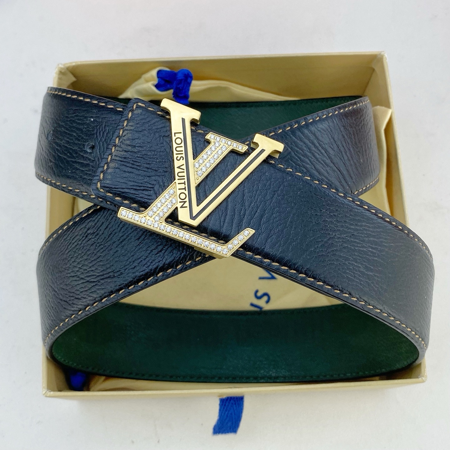 LV💕 特种皮腰带系列 ，原厂五金精品不锈钢钻💎扣，手感柔软舒适 宽3.8CM。