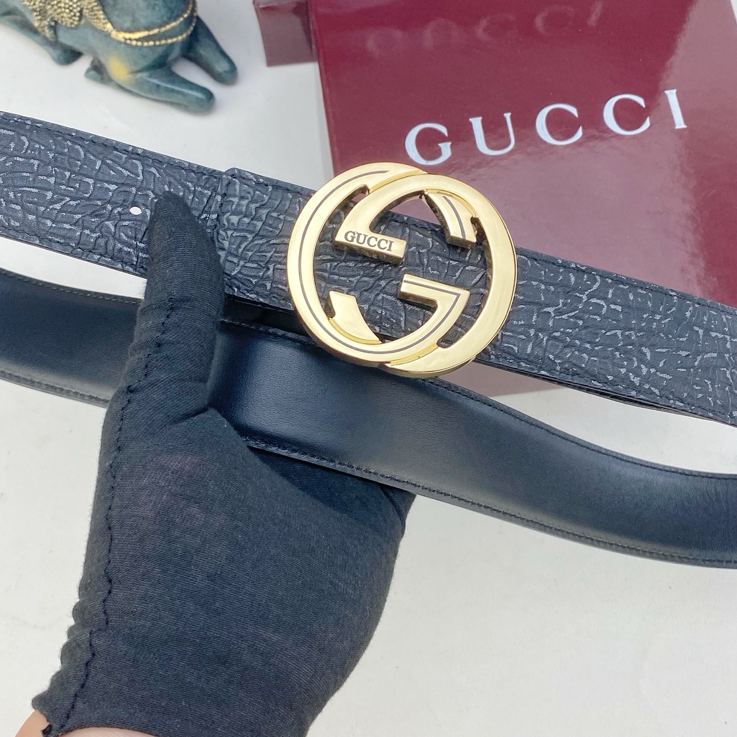 古奇💕 特种皮腰带系列 ，原厂五金精品不锈钢扣，手感柔软舒适 宽3.8CM。
