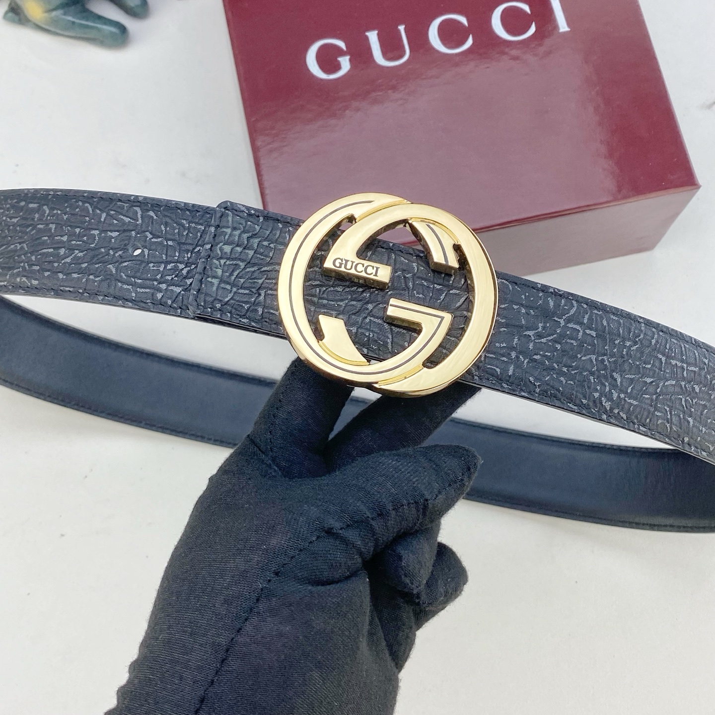古奇💕 特种皮腰带系列 ，原厂五金精品不锈钢扣，手感柔软舒适 宽3.8CM。