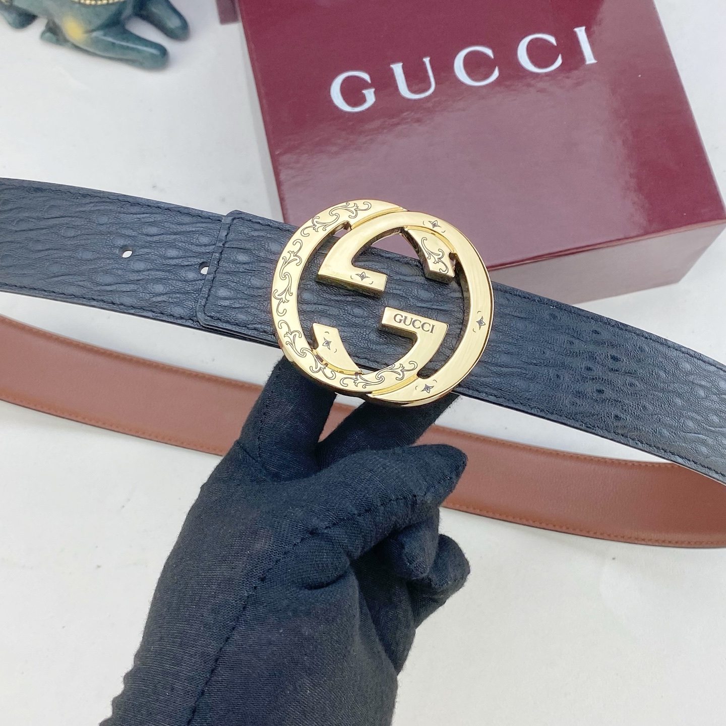 古奇💕 特种皮腰带系列 ，原厂五金精品不锈钢扣，手感柔软舒适 宽3.8CM。