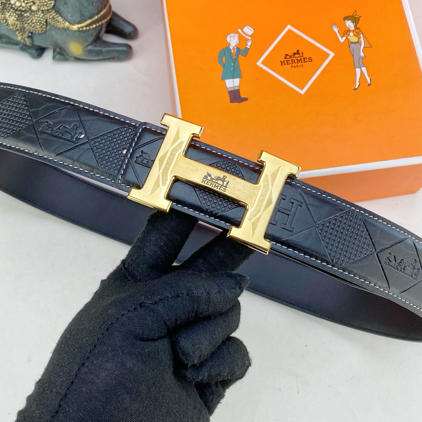 爱马仕💕 特种皮腰带系列 ,原厂五金精品不锈钢扣,手感柔软舒适 宽3.8CM。 爱马仕💕 特种皮腰带系列 ,原厂五金精品不锈钢扣,手感柔软舒适 宽3.8CM。