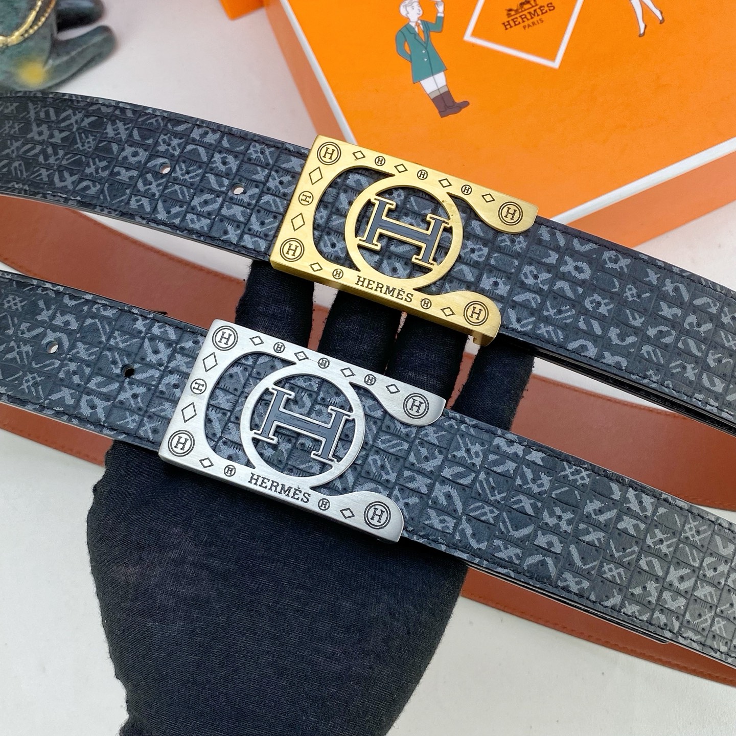 爱马仕💕 特种皮腰带系列 ，原厂五金精品不锈钢扣，手感柔软舒适 宽3.8CM。