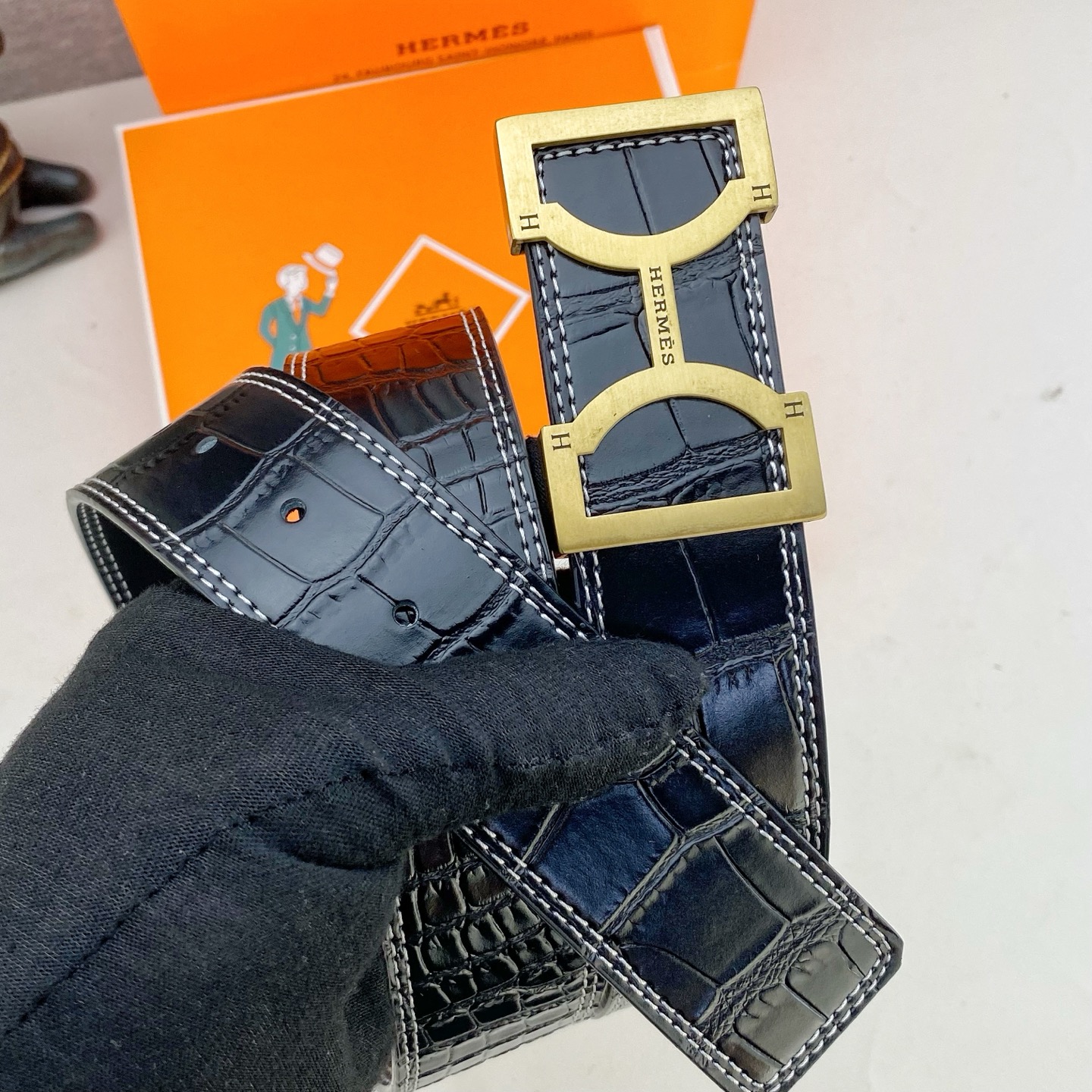 爱马仕💕 特种皮腰带系列 ，原厂五金精品不锈钢扣，手感柔软舒适 宽3.8CM。