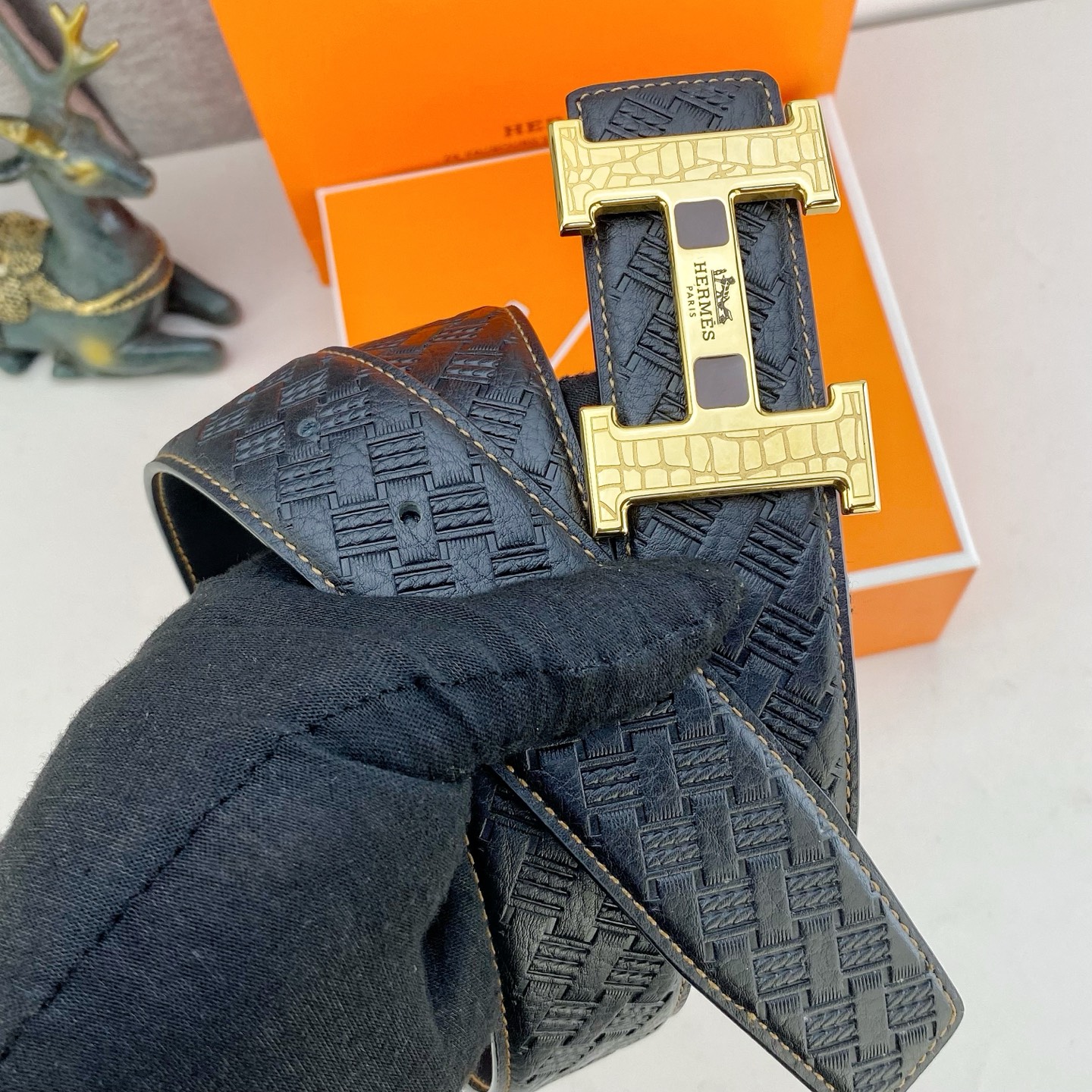 爱马仕💕 特种皮腰带系列 ，原厂五金精品不锈钢扣，手感柔软舒适 宽3.8CM。