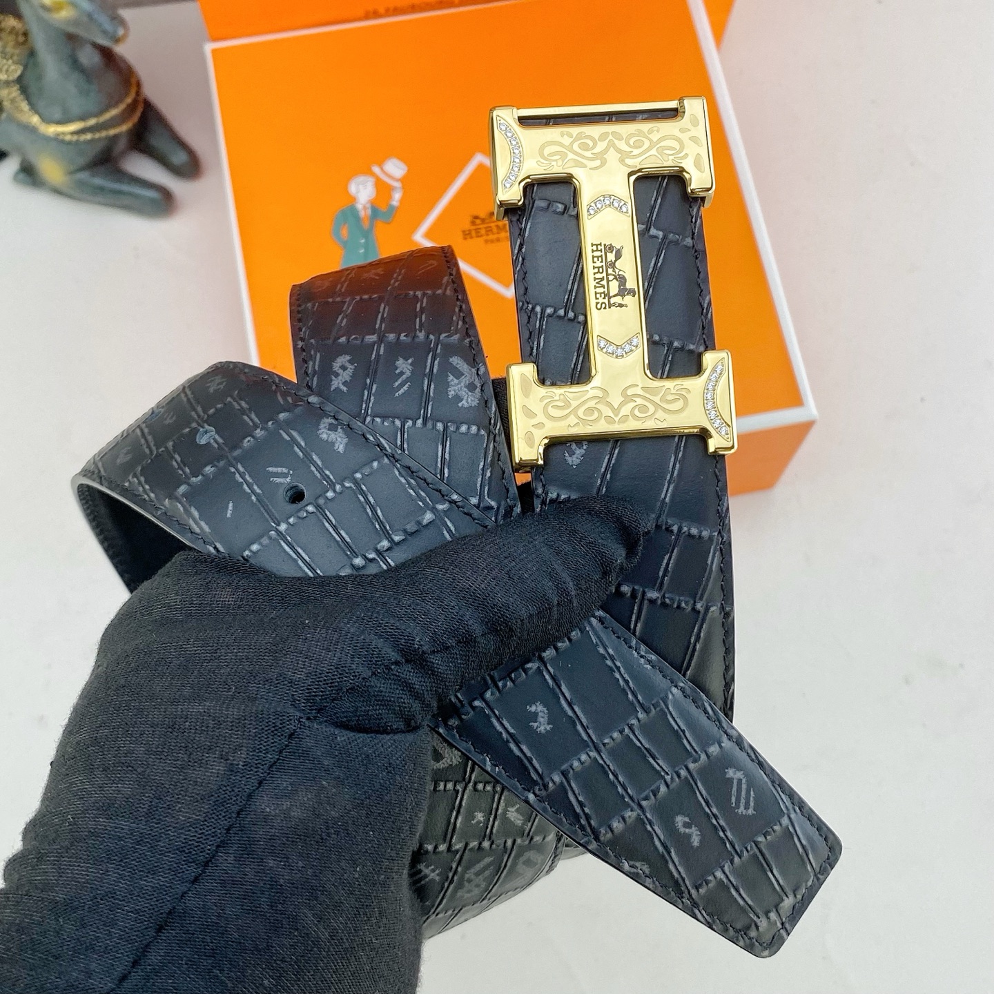 爱马仕💕 特种皮腰带系列 ，原厂五金精品不锈钢钻💎扣，手感柔软舒适 宽3.8CM。