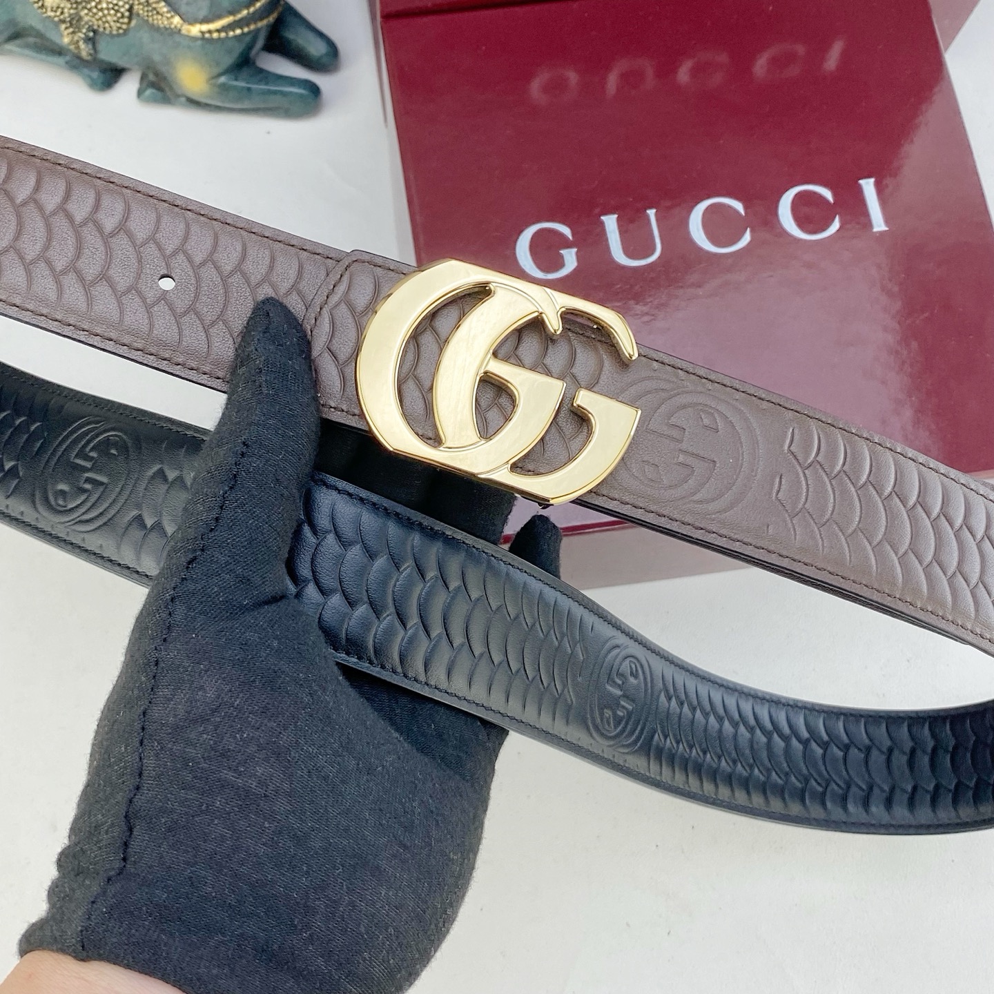 古奇💕 特种皮腰带系列 ，原厂五金精品不锈钢扣，手感柔软舒适 宽3.8CM。