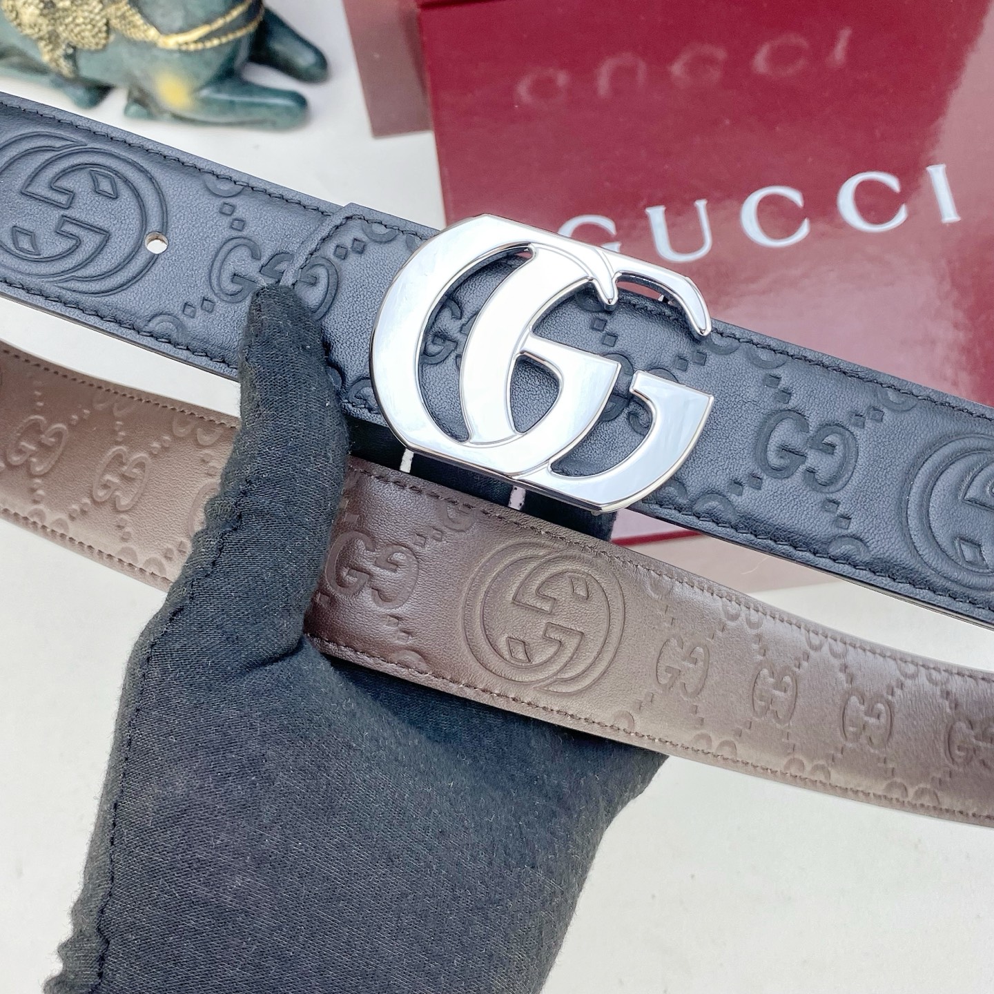 古奇💕 特种皮腰带系列 ，原厂五金精品不锈钢扣，手感柔软舒适 宽3.8CM。
