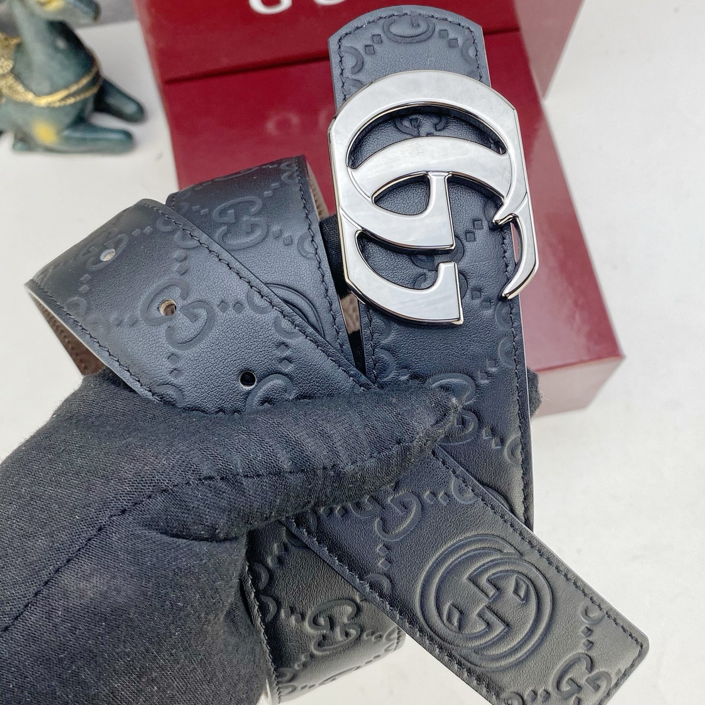 古奇💕 特种皮腰带系列 ，原厂五金精品不锈钢扣，手感柔软舒适 宽3.8CM。