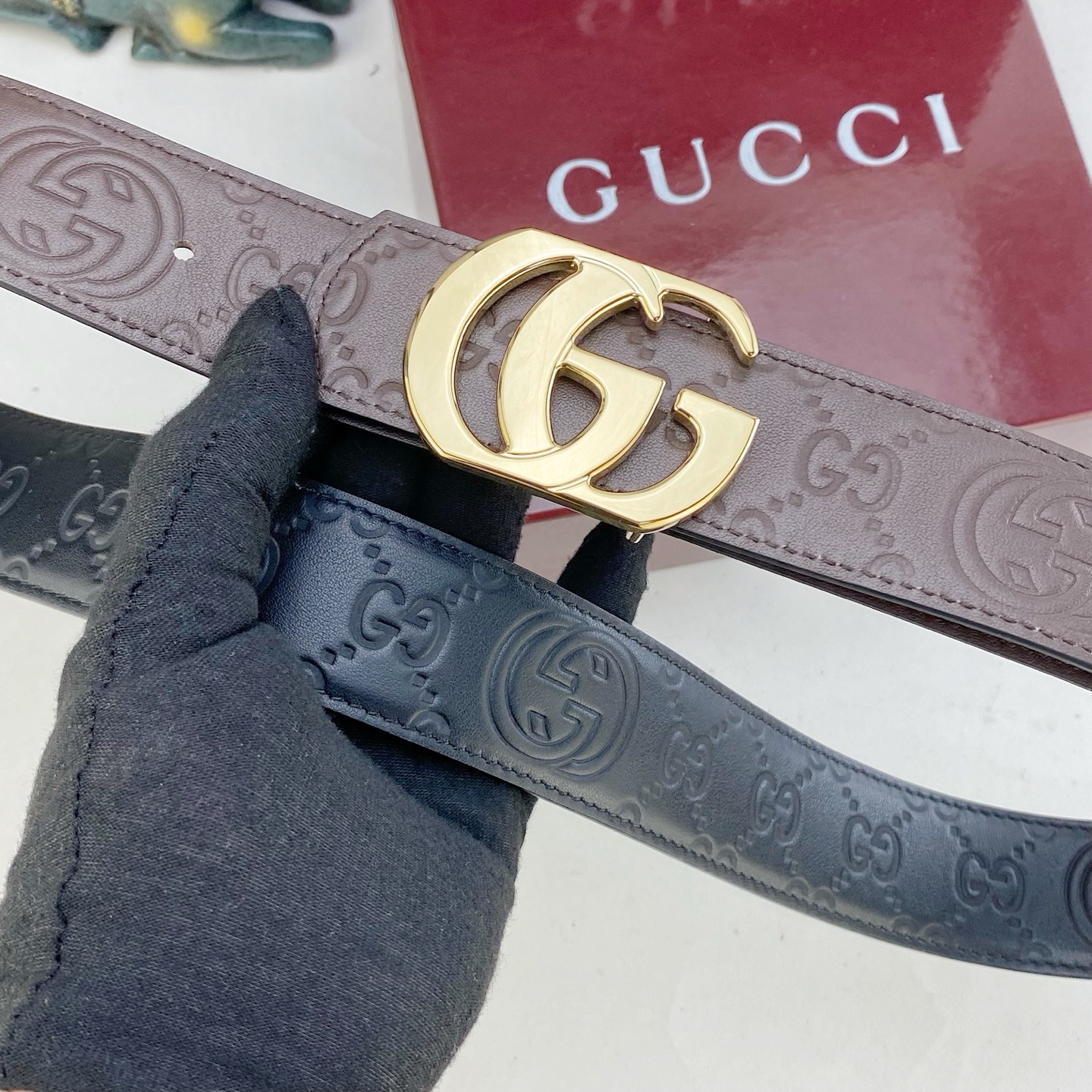 古奇💕 特种皮腰带系列 ，原厂五金精品不锈钢扣，手感柔软舒适 宽3.8CM。