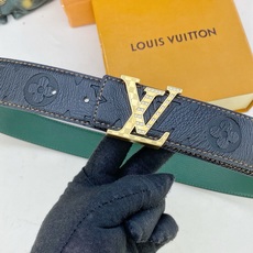 LV💕 特种皮腰带系列 ,原厂五金精品不锈钢钻💎扣,手感柔软舒适 宽3.8CM。 LV💕 特种皮腰带系列 ,原厂五金精品不锈钢钻💎扣,手感柔软舒适 宽3.8CM。