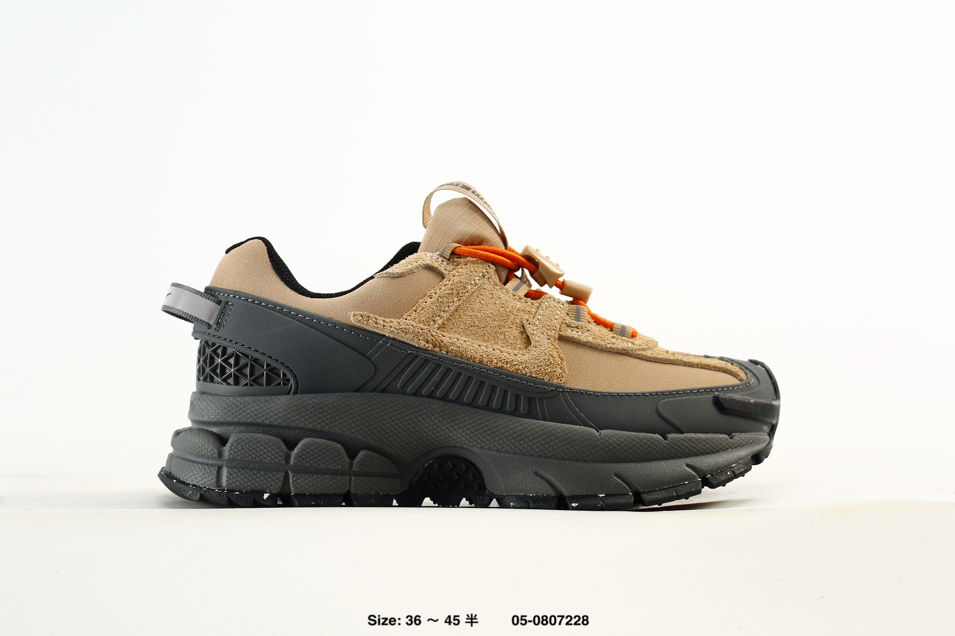 Nike Zoom Vomero Roam – IQ1127-220