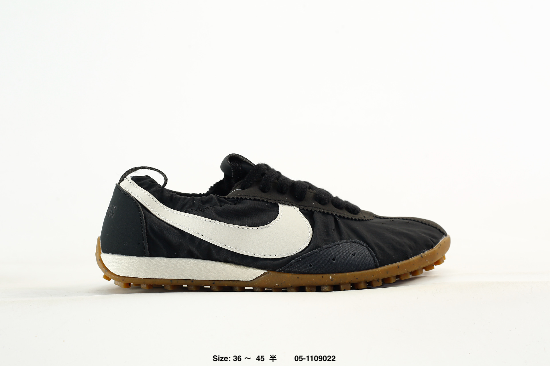Jacquemus x Nike Jacumoon – HV8547-002