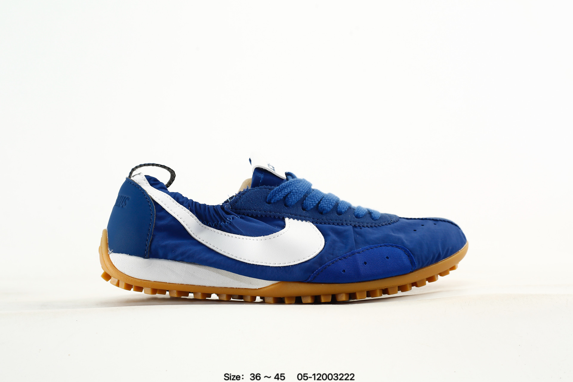 Jacquemus x Nike Jacumoon – HV8547-700