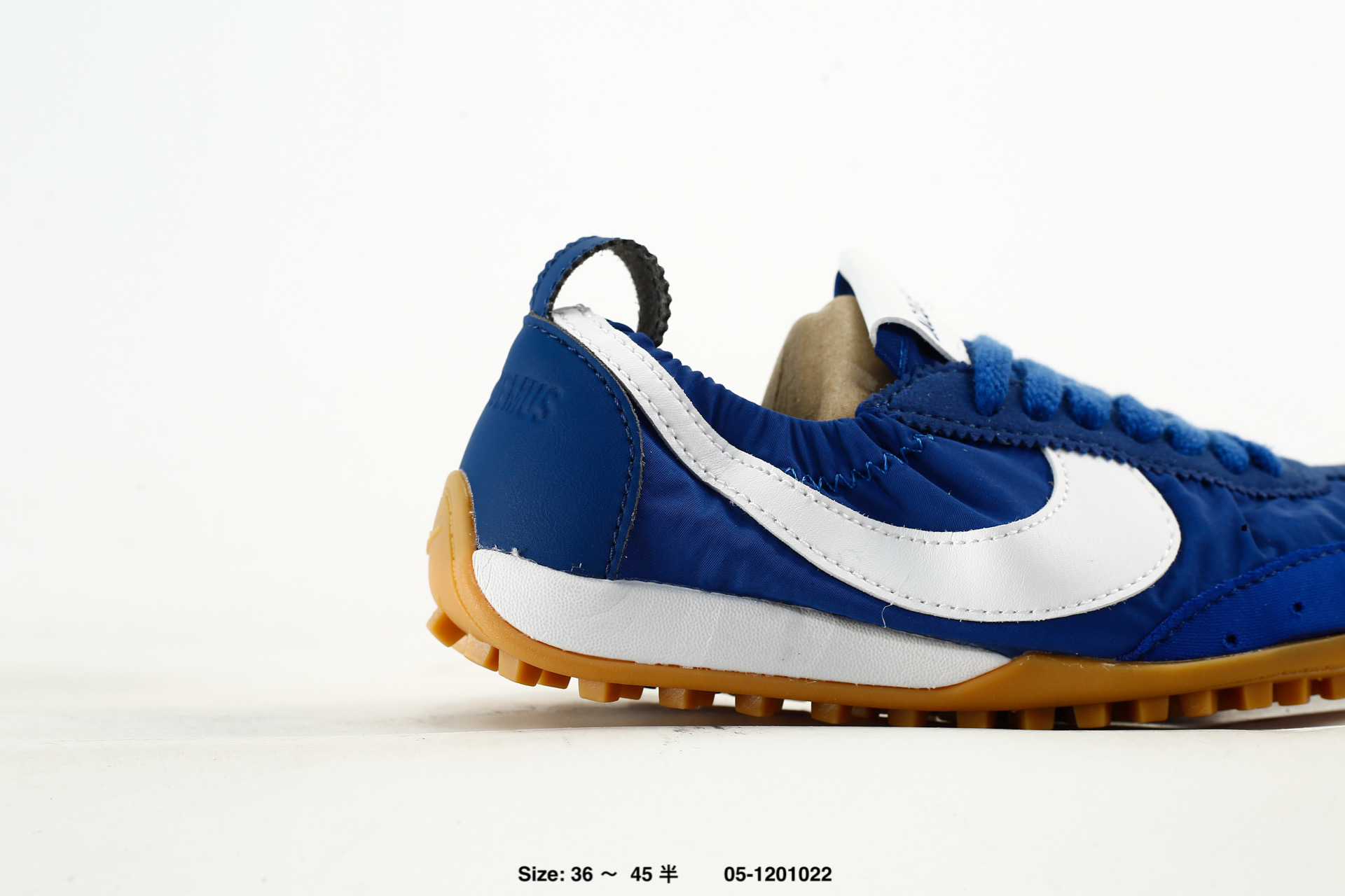 Jacquemus x Nike Jacumoon – HV8547-700, photo 2