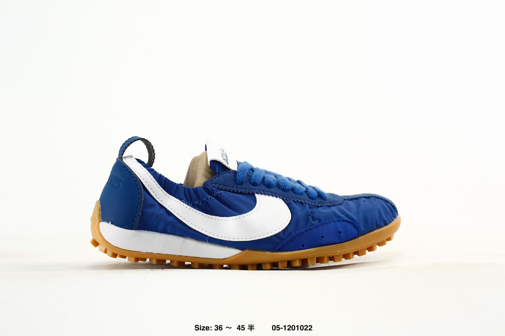 Jacquemus x Nike Jacumoon – HV8547-700