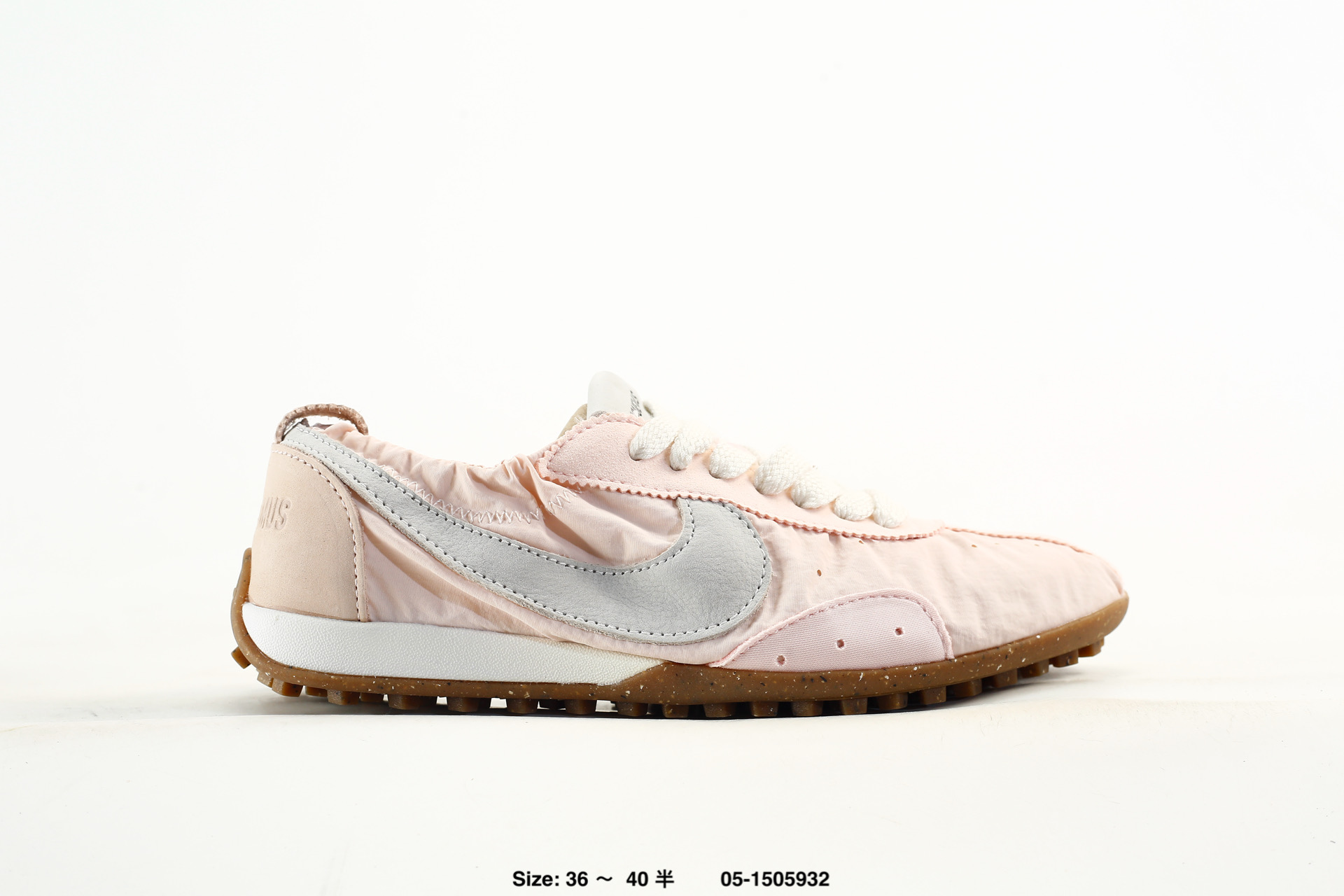 Jacquemus x Nike Jacumoon – HV8547-700