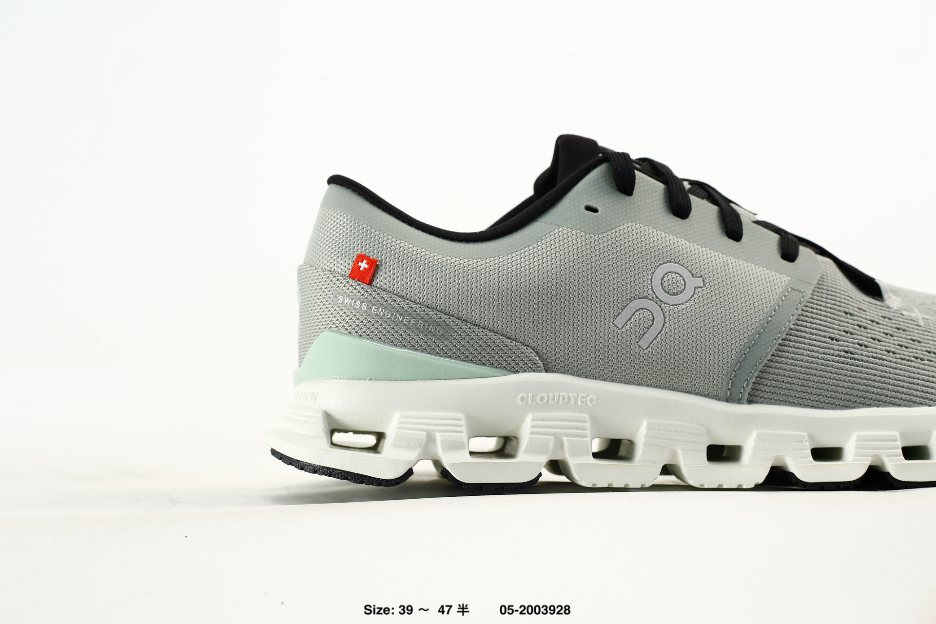 On Cloud X 4 – 05-2003928, photo 2