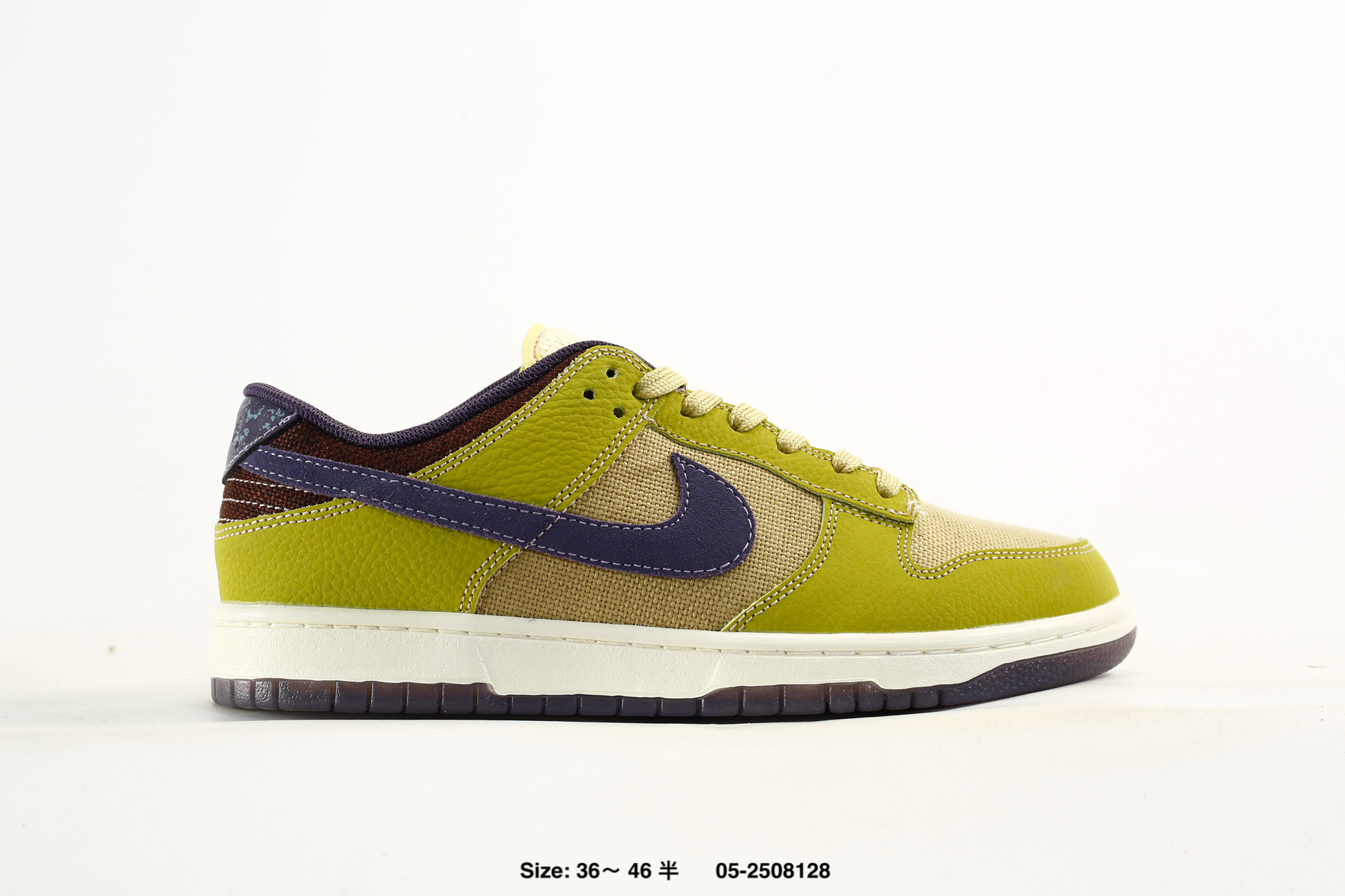 Nike Dunk Low – IB6752-700