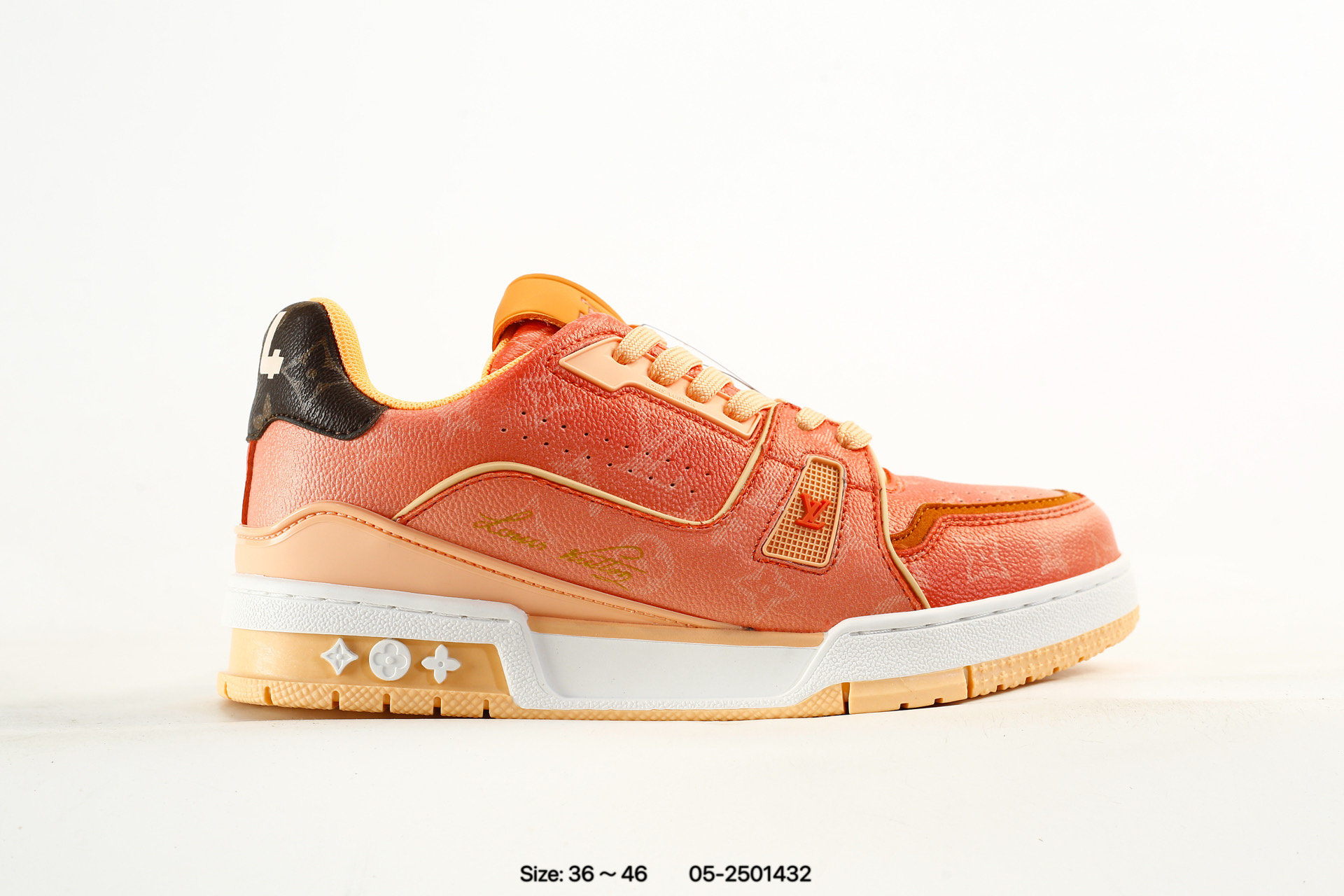 Louis Vuitton Trainer Sneaker Low – 05-2501432