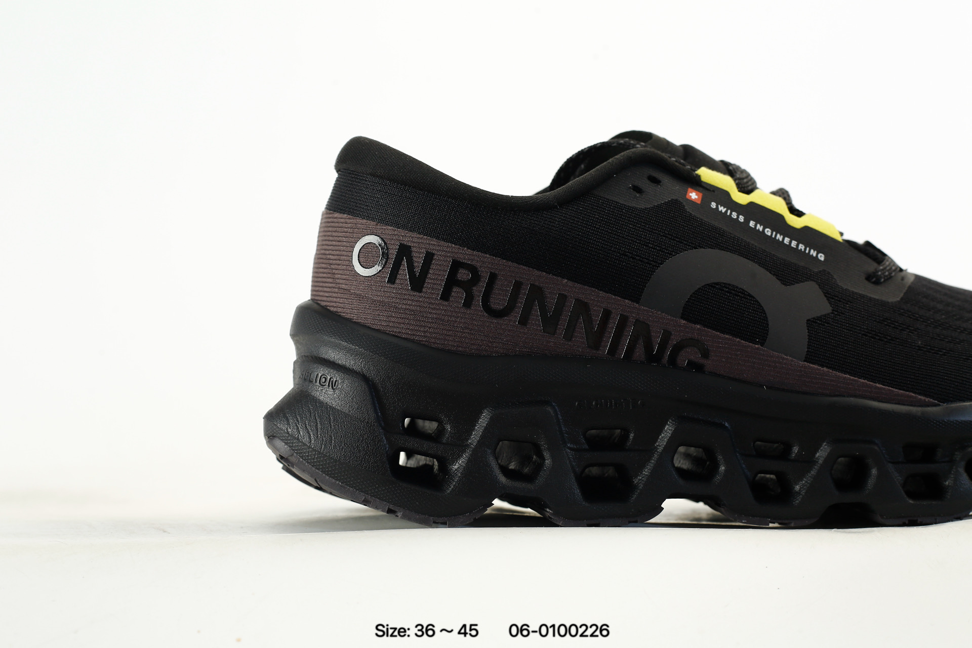 On Cloudmonster 3 – 06-0100226, photo 2