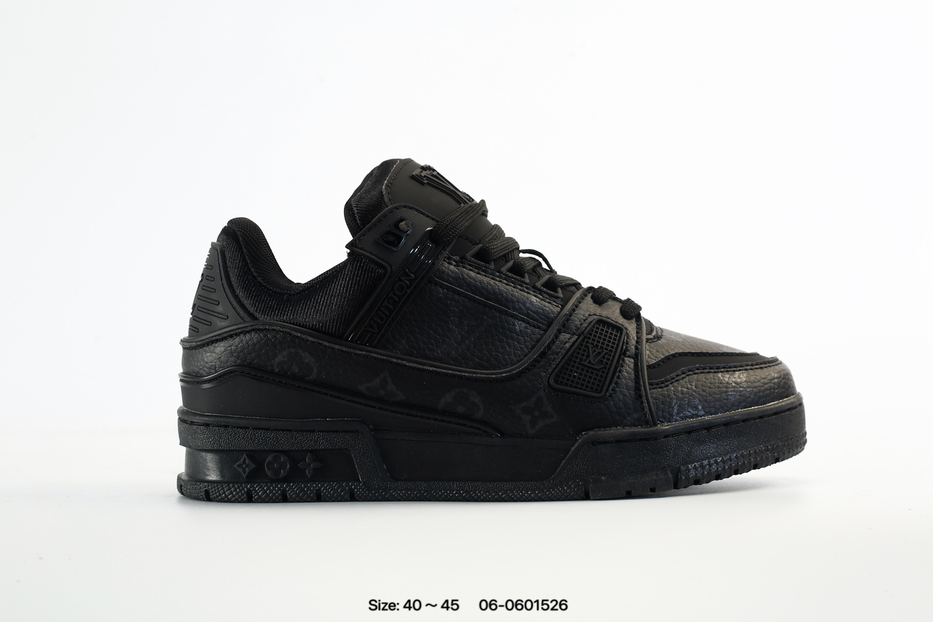 Louis Vuitton Trainer Sneaker Low – 06-0601526