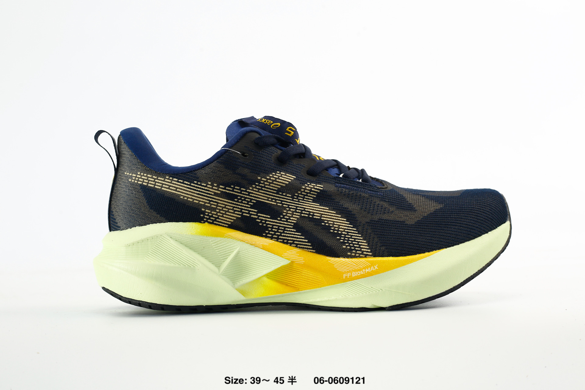 Asics Novablast 5 LE
