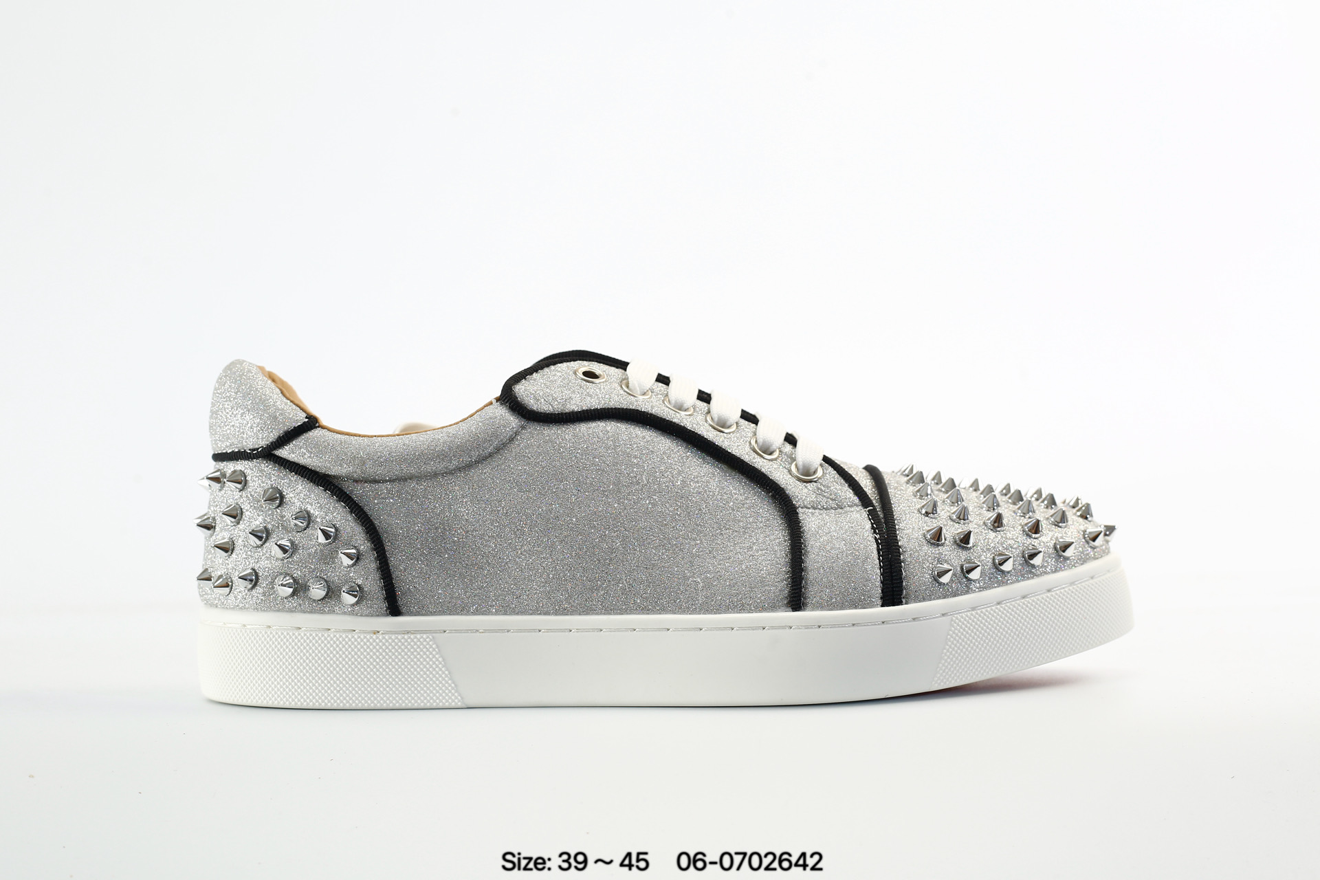 CL Louis Junior Spikes – 06-0702642