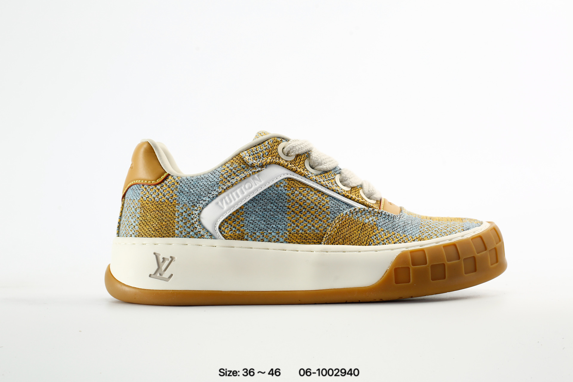 Louis Vuitton Tilted – 06-1002940
