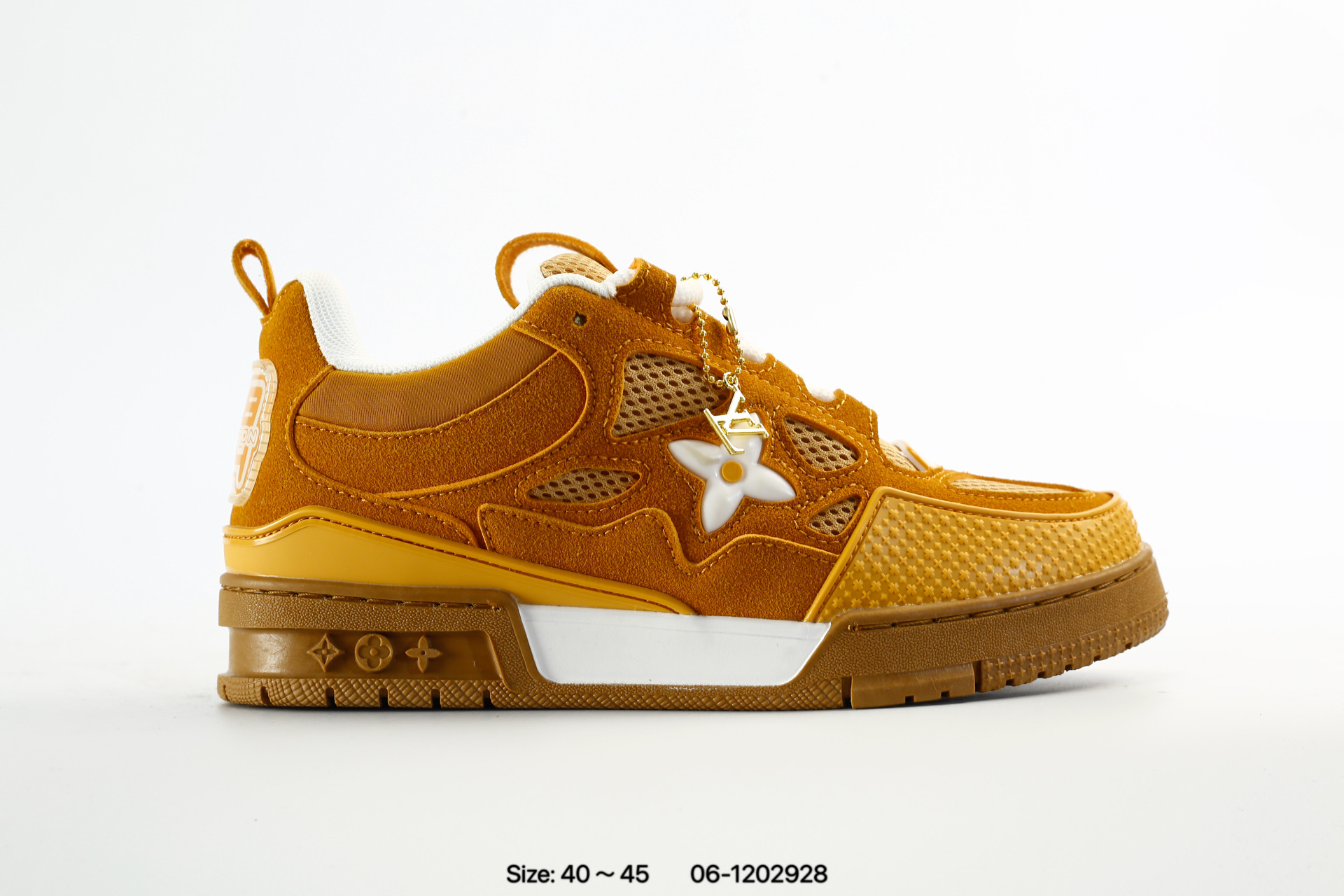 Louis Vuitton Trainer Sneaker Low – 06-1202928