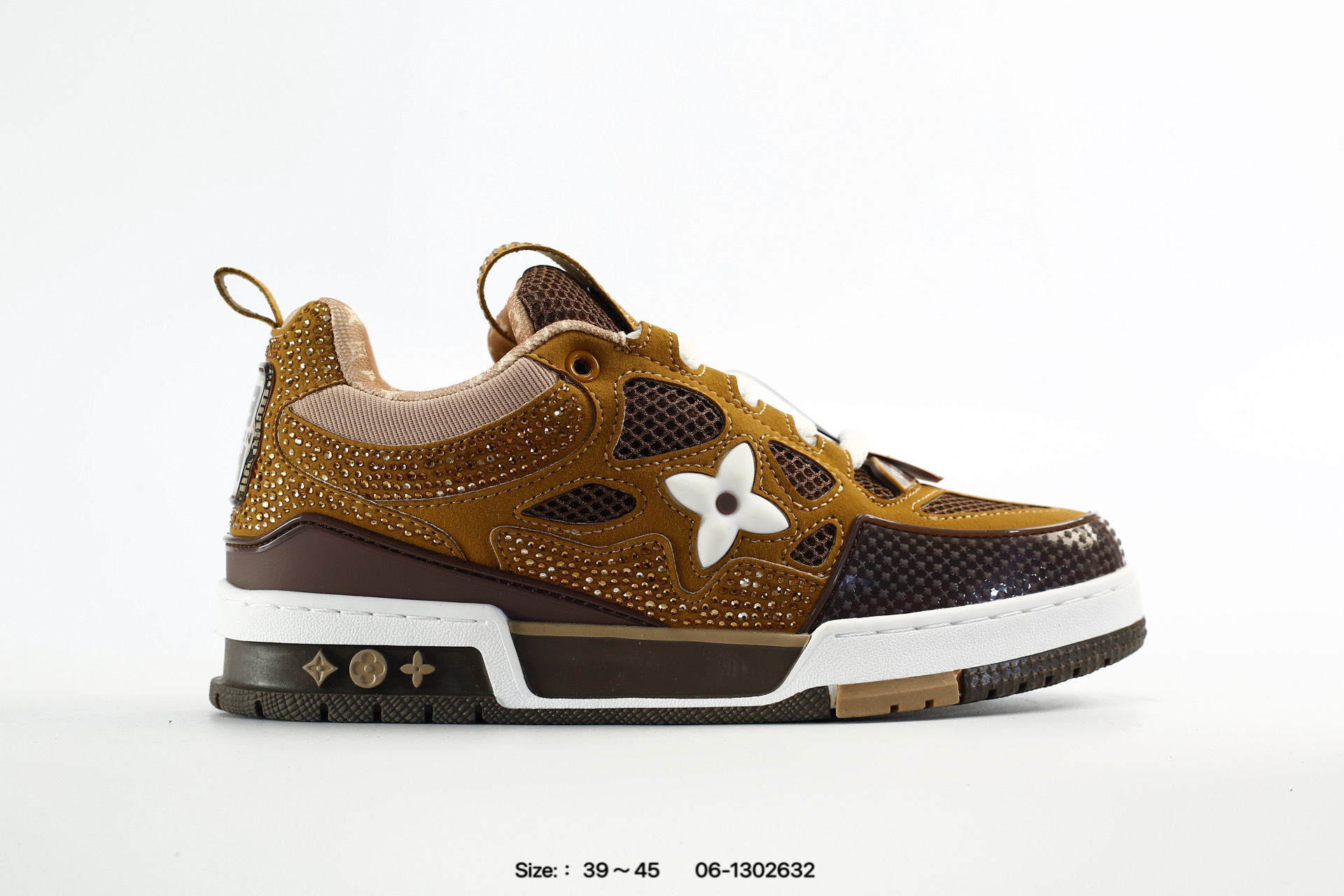 Louis Vuitton Trainer Sneaker Low – 06-1302632