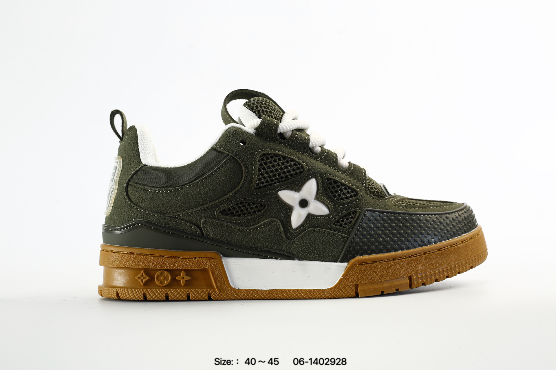 Louis Vuitton Trainer Sneaker Low – 06-1402928