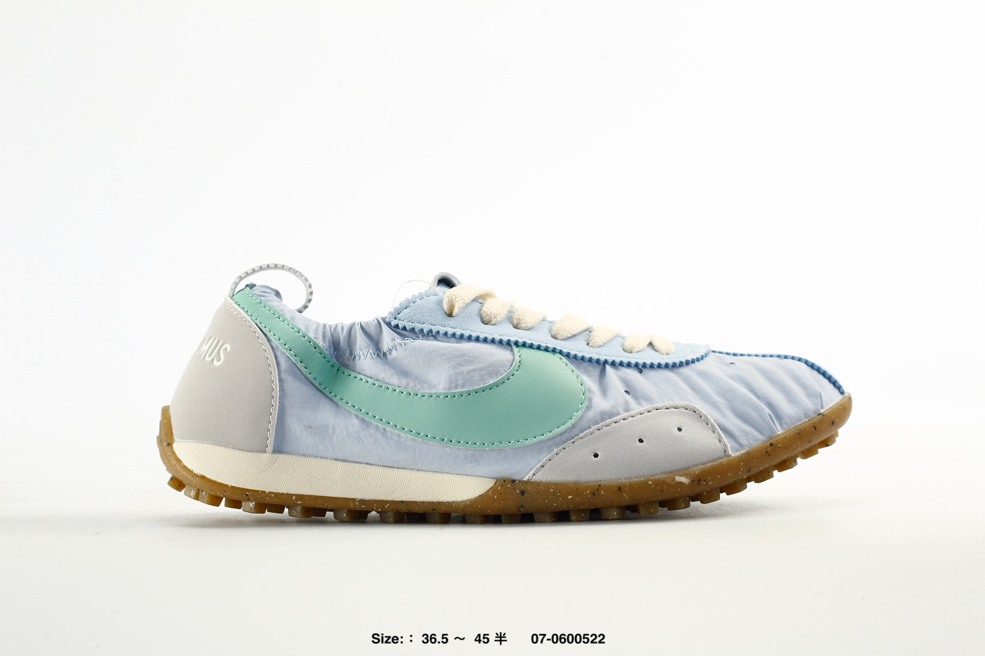 Jacquemus x Nike Jacumoon – HV8547-100