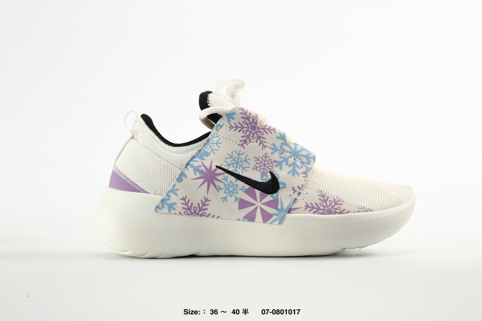 Wmns Nike Tanjun, photo 2