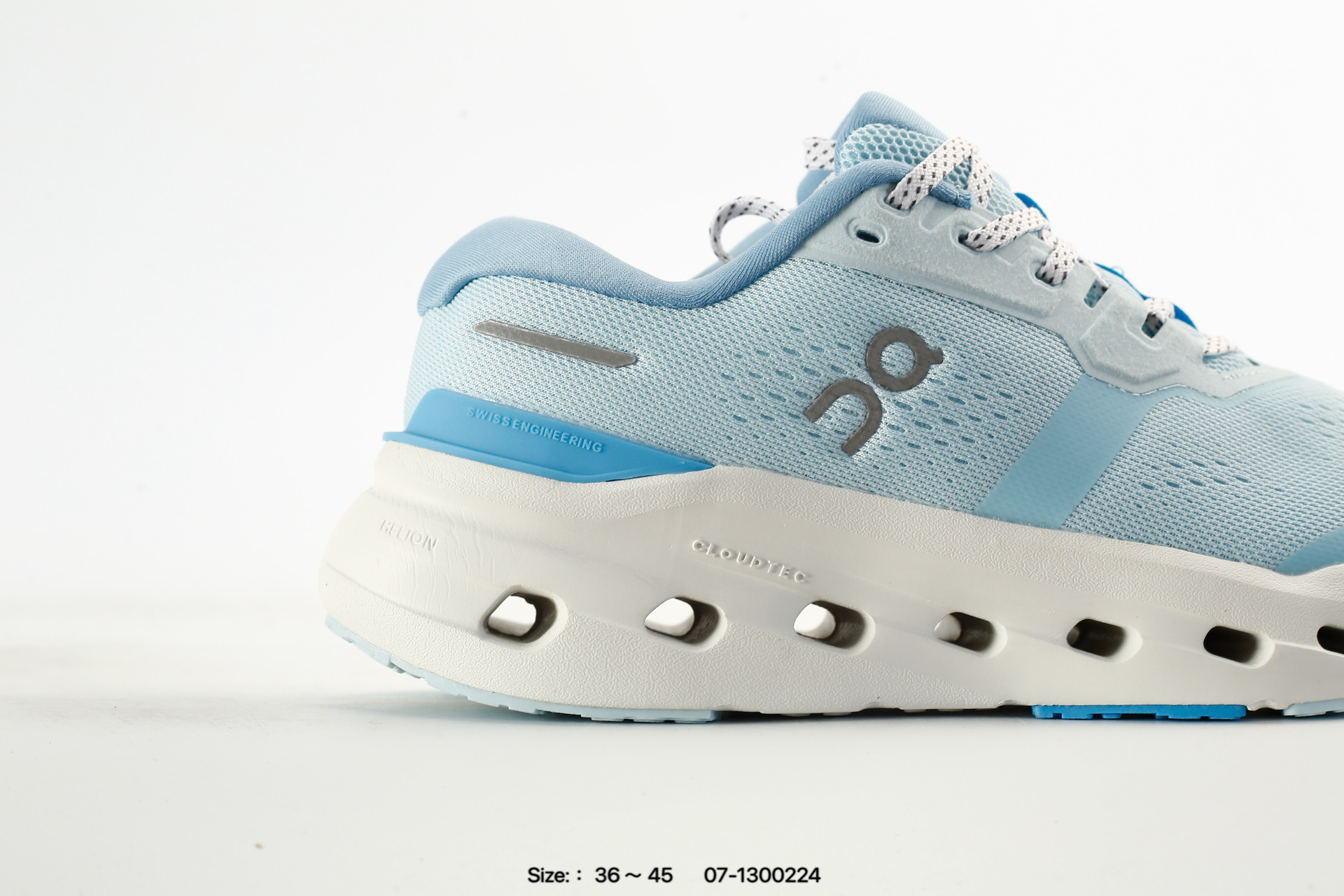 On Gloudrunner 3 – 3MG10073170, photo 2