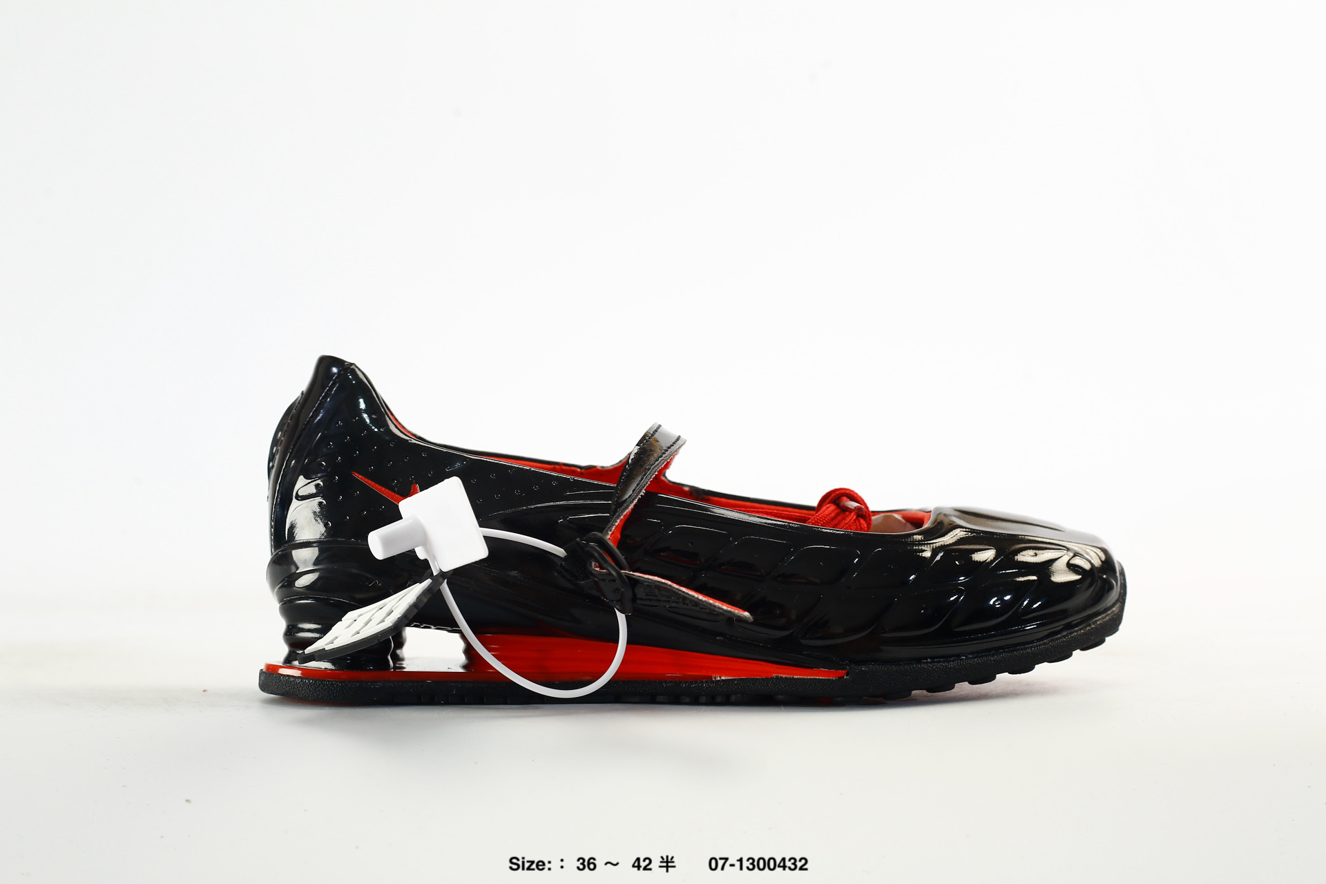 Nike Shox Z Calistra Labelhood – IW7881-001